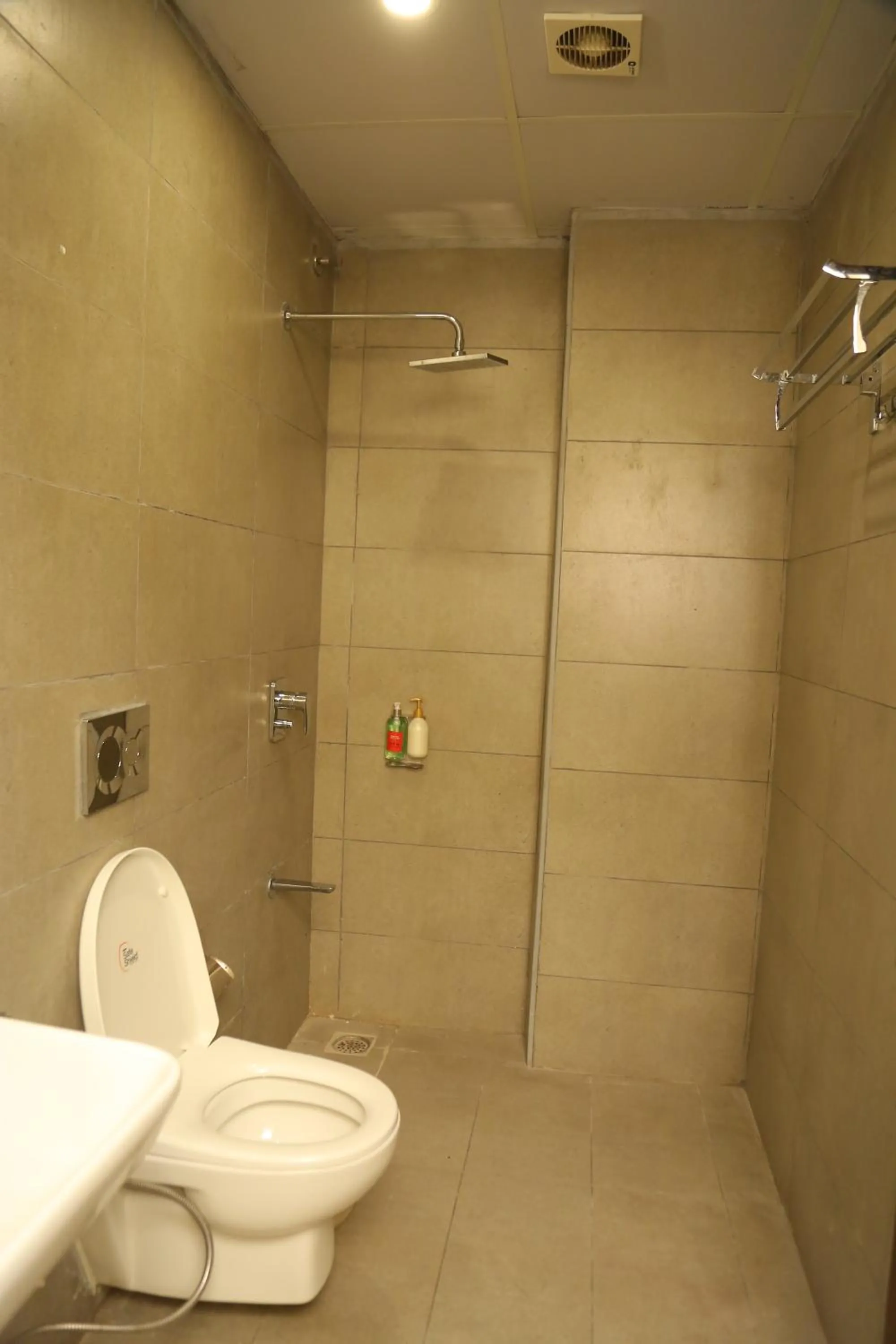 Shower in Vishnu Paradise