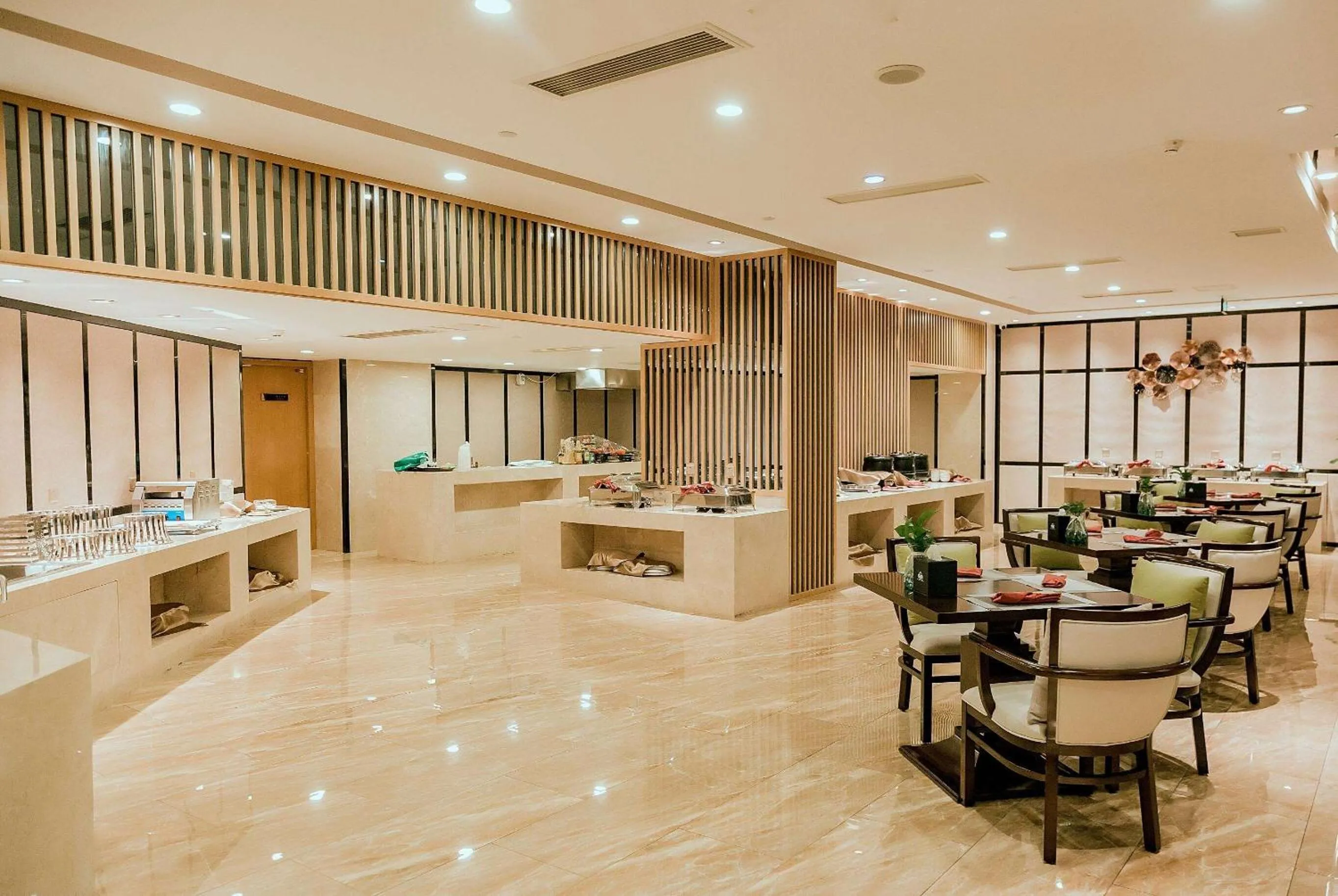 Days Inn by Wyndham Business Place Sichuan Bazhong