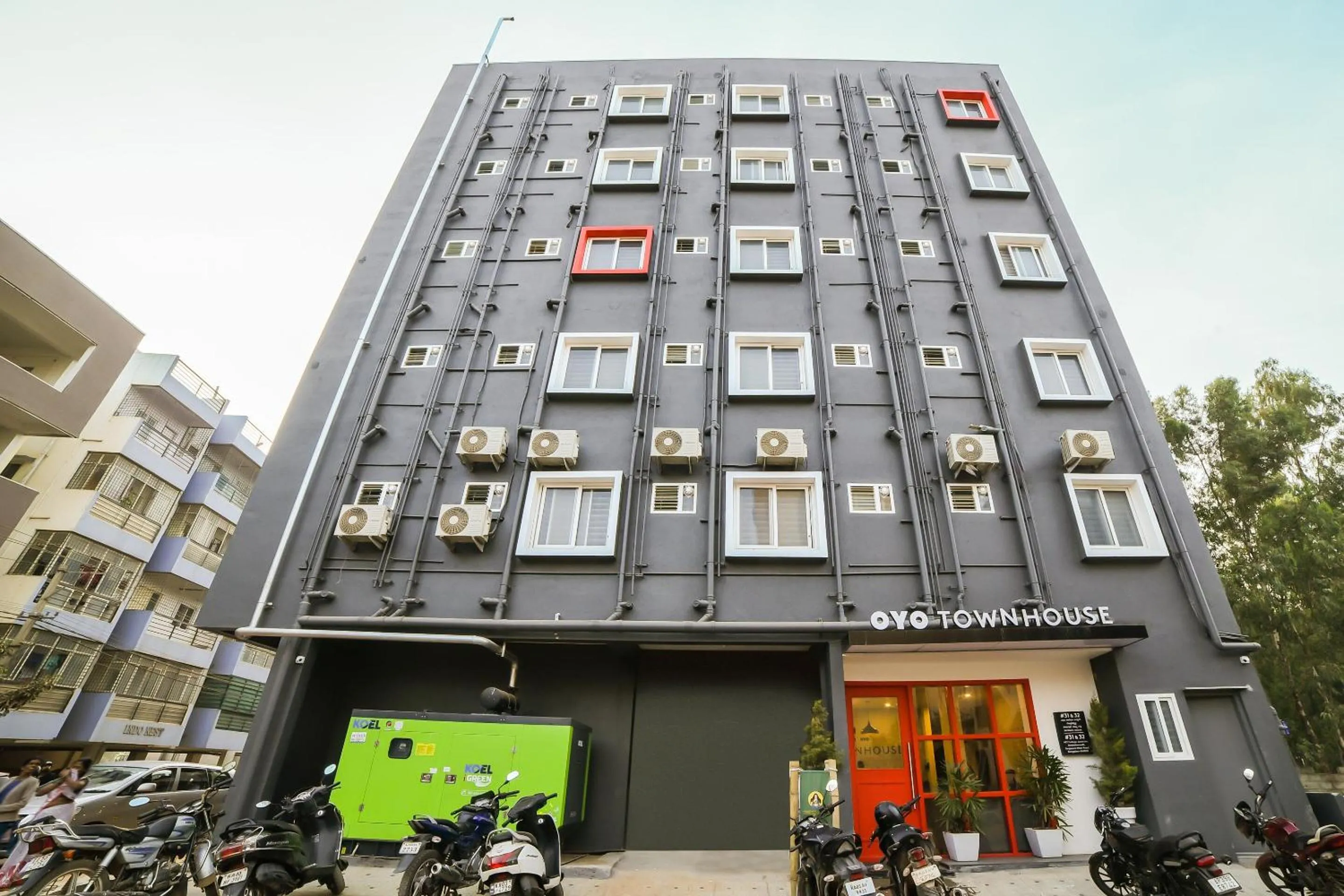 Facade/entrance in Townhouse Karmelaram Railway Station Sarjapur
