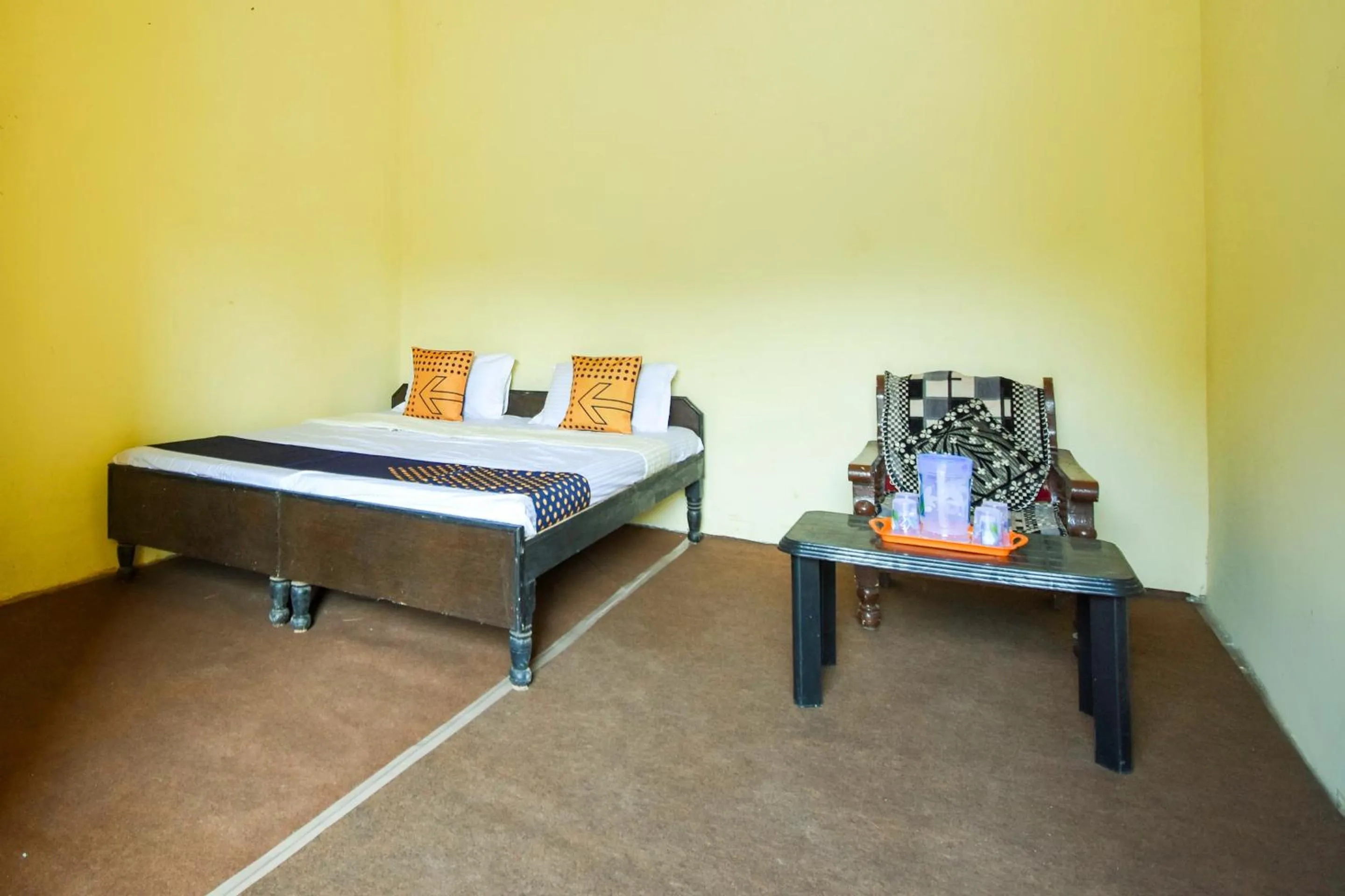 Bedroom, Bed in SPOT ON Saini Guest House