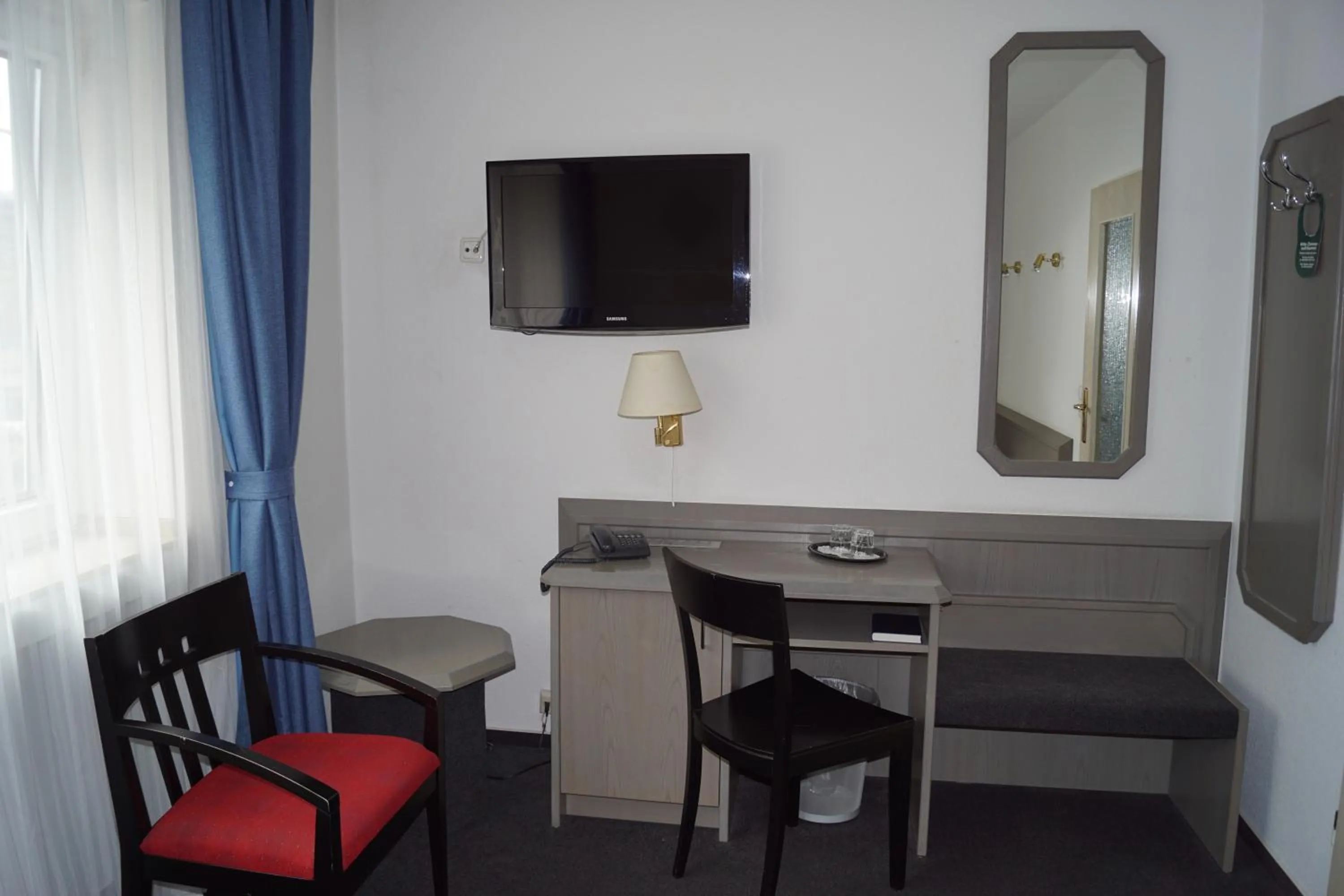TV and multimedia in Hotel Merian