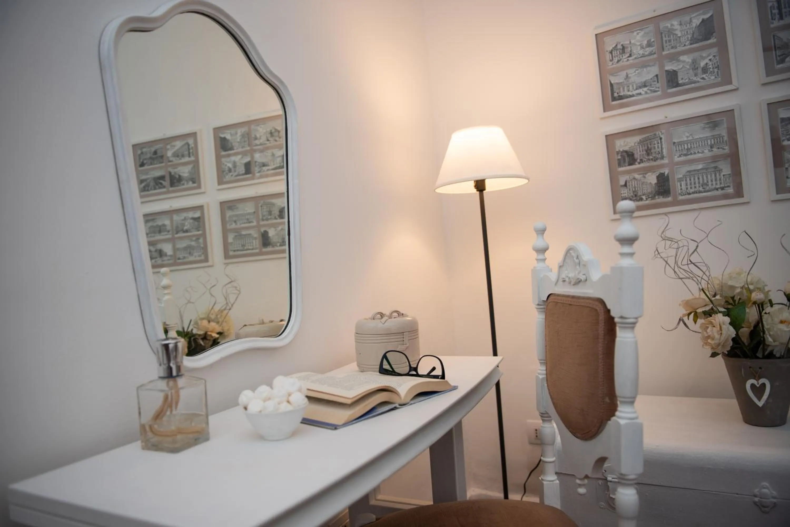 Other in Sweet Arco Farnese