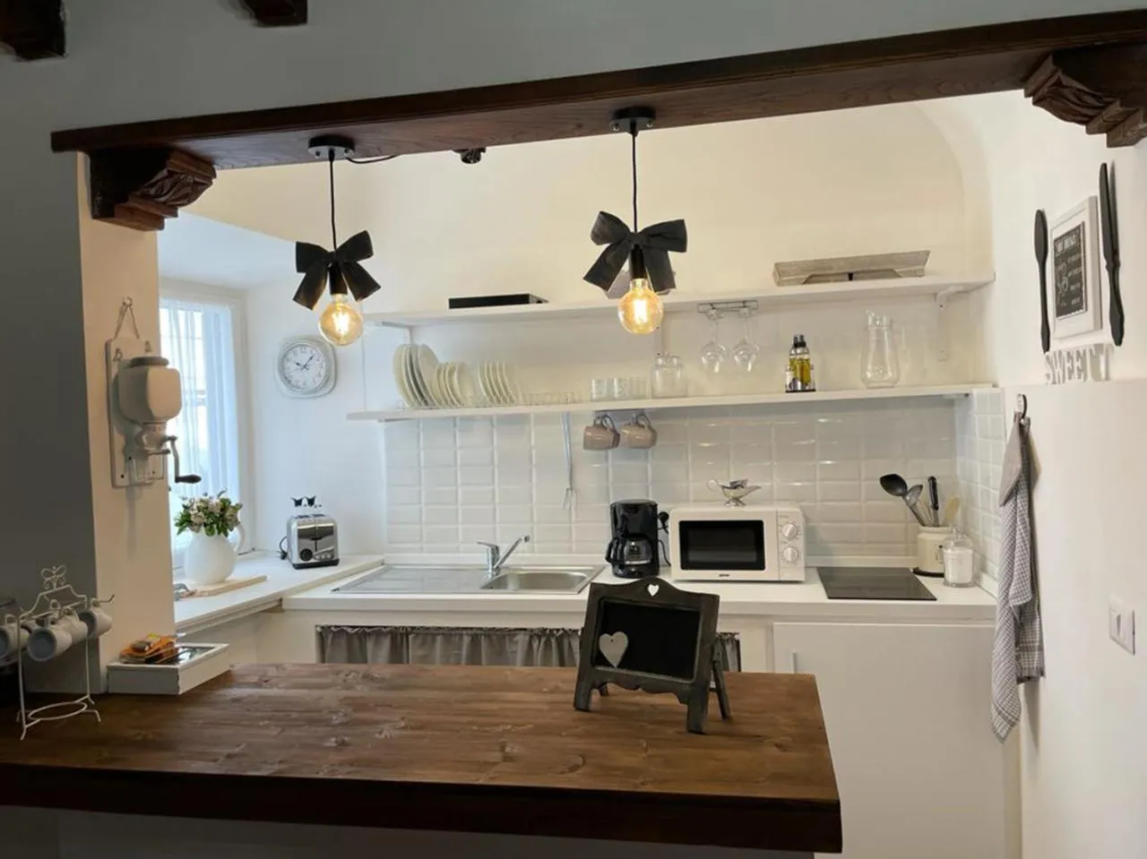 Breakfast in Sweet Arco Farnese