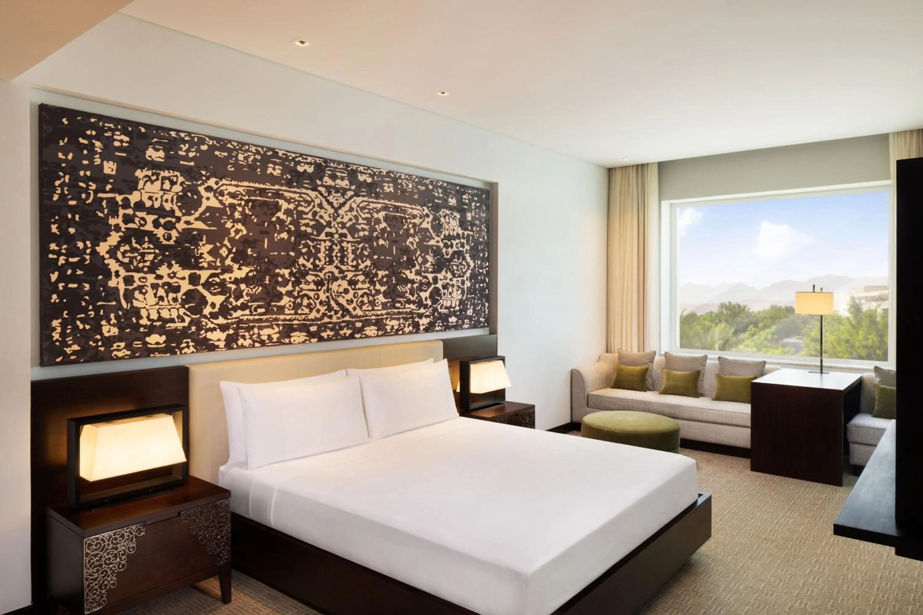 Photo of the whole room, Bed in JW Marriott Hotel Muscat