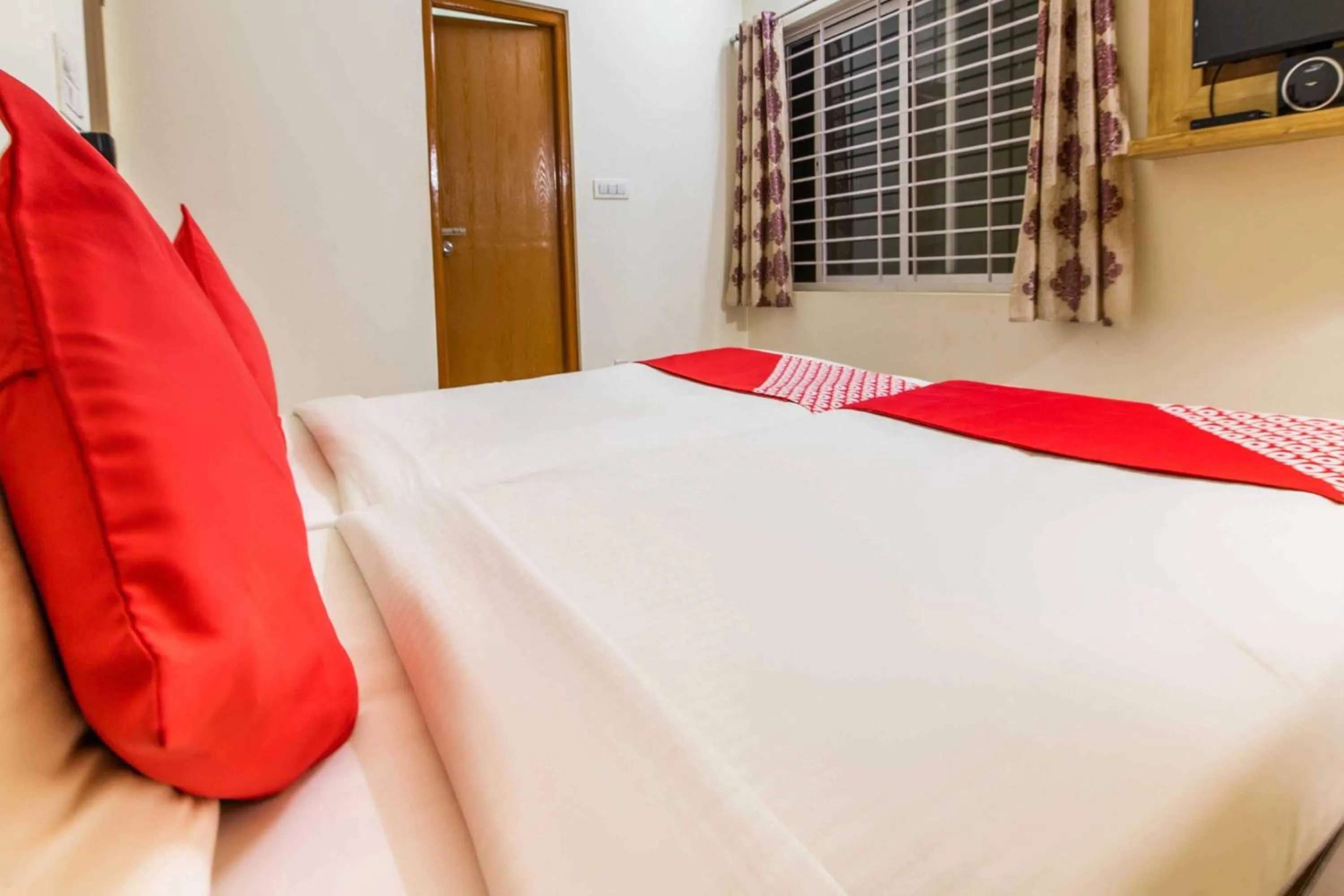 Bedroom, Bed in Hotel O Sagar Comforts