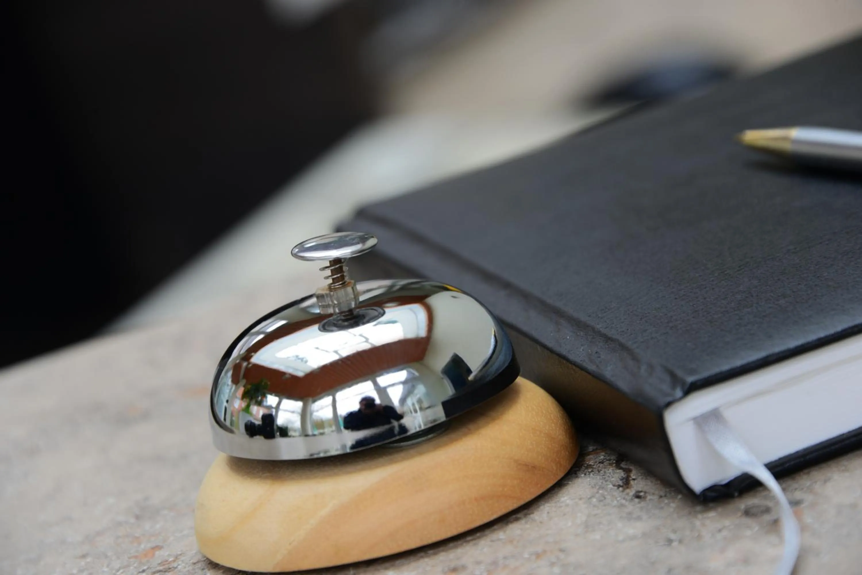 Decorative detail in Der Bayerische Hof