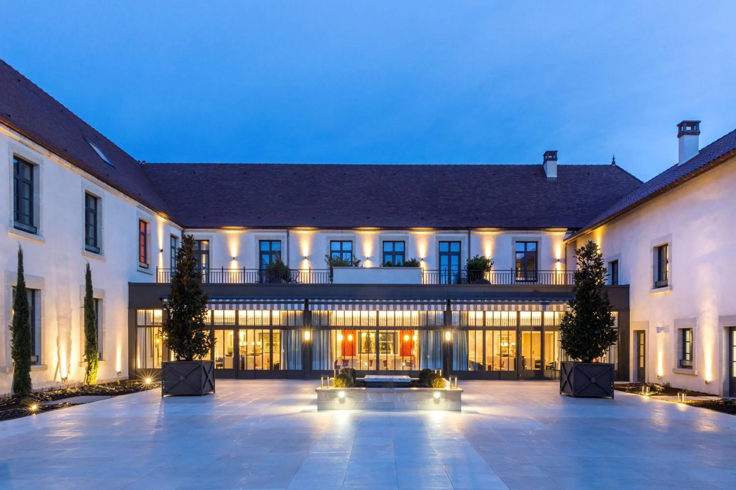 Property building in Hôtel & Spa Les Sept Fontaines Best Western Premier Property building in Hôtel & Spa Les Sept Fontaines Best Western Premier