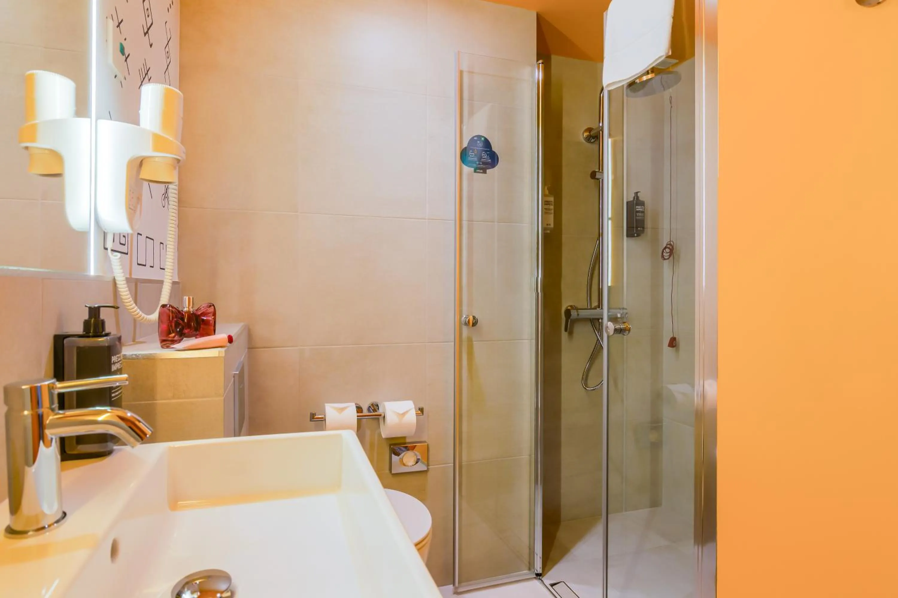 Shower in ibis Styles Bucharest City Center
