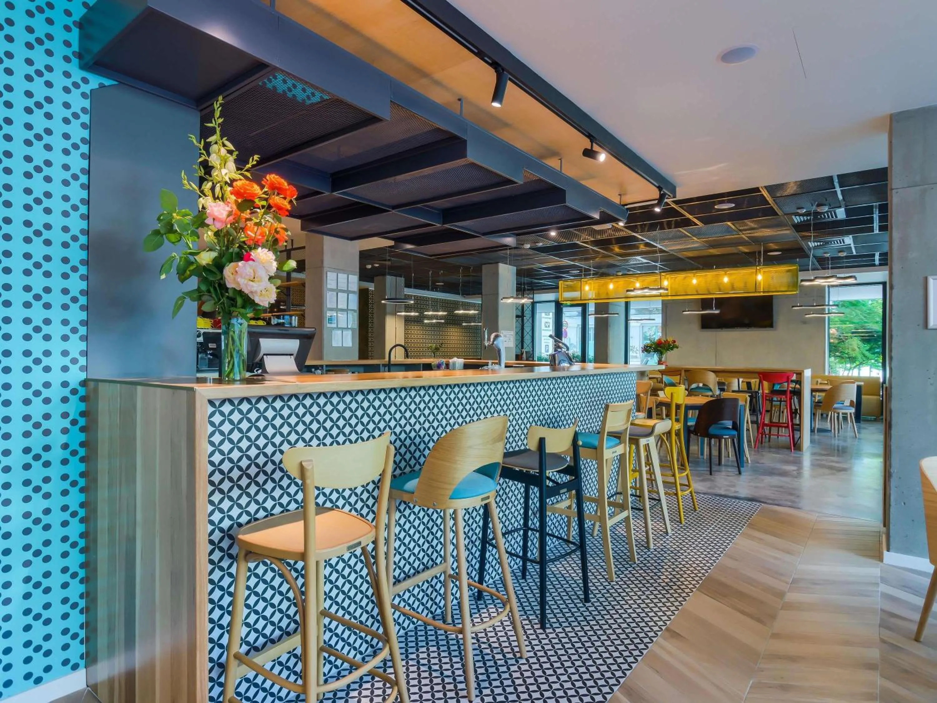 Lounge or bar in ibis Styles Bucharest City Center