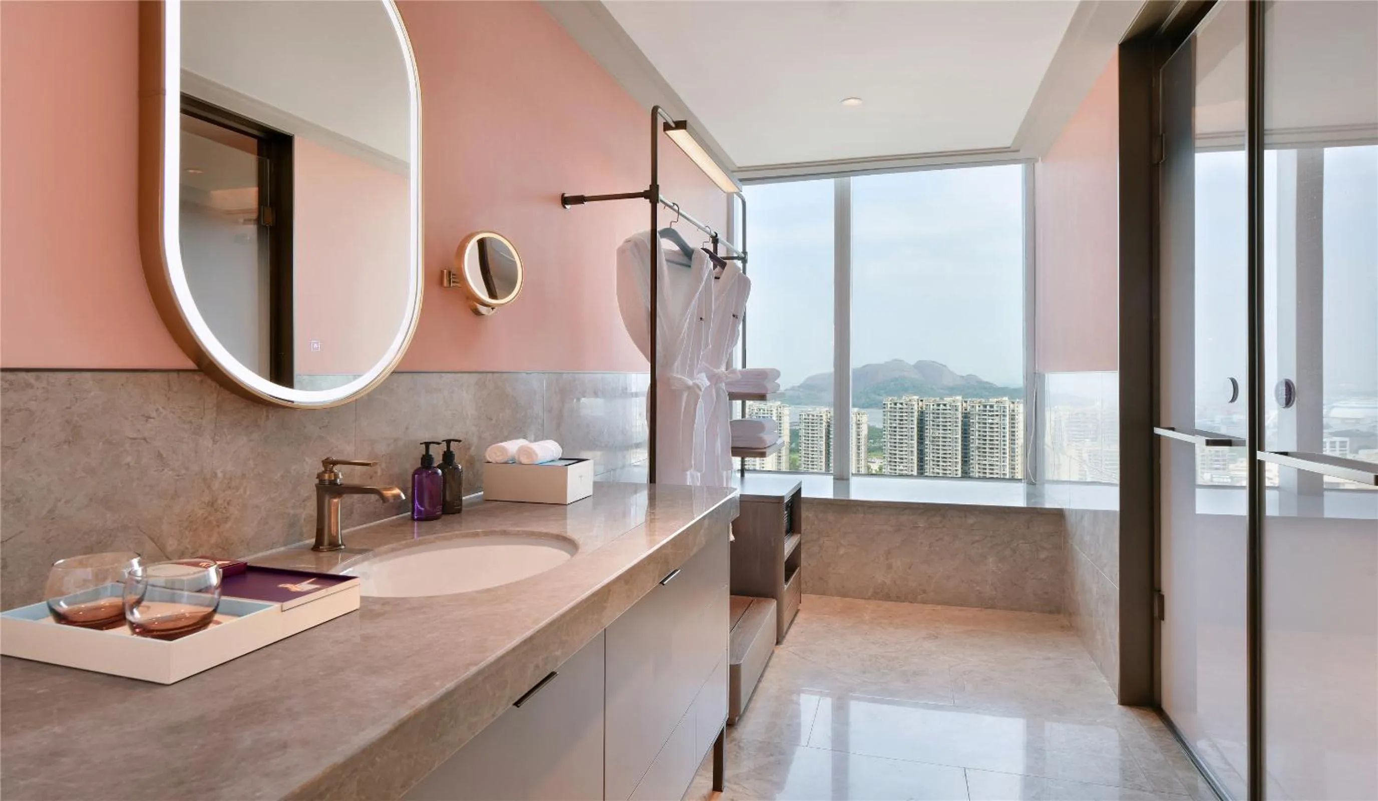 Bathroom in Mercure Guangzhou Nansha