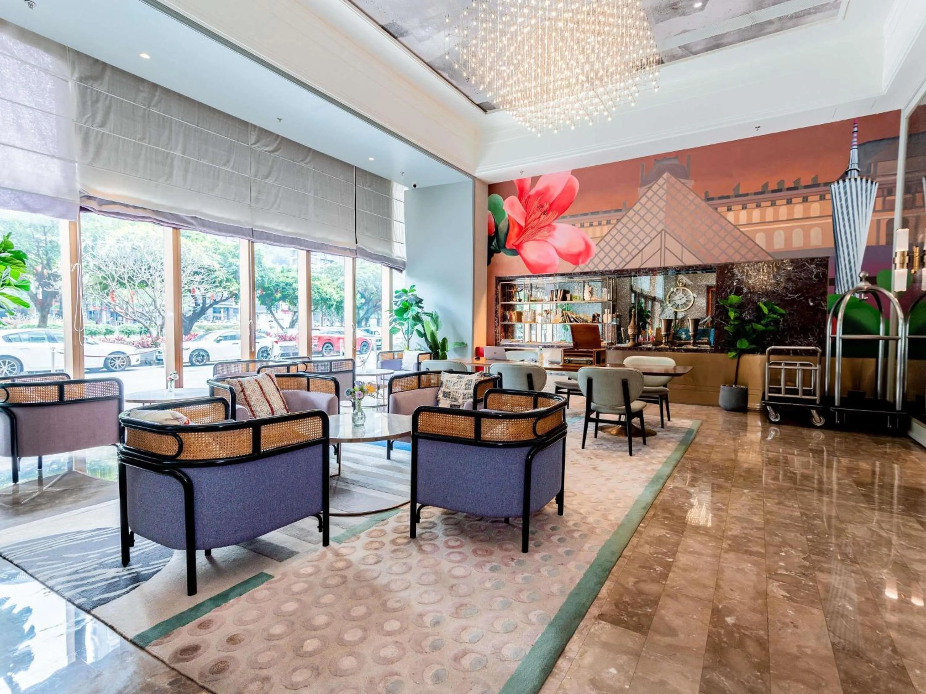 Lounge or bar in Mercure Guangzhou Nansha