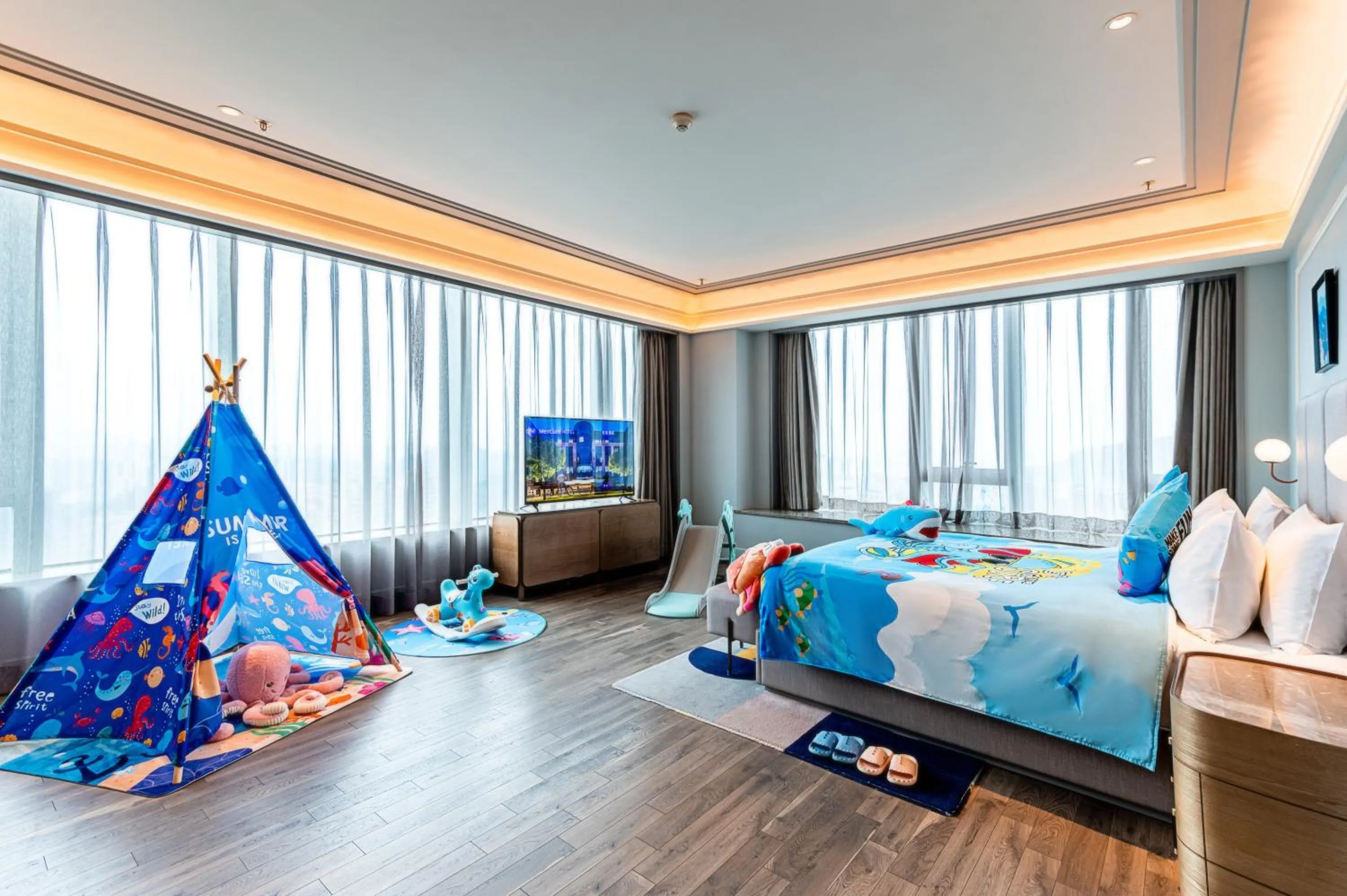 Photo of the whole room, Bed in Mercure Guangzhou Nansha