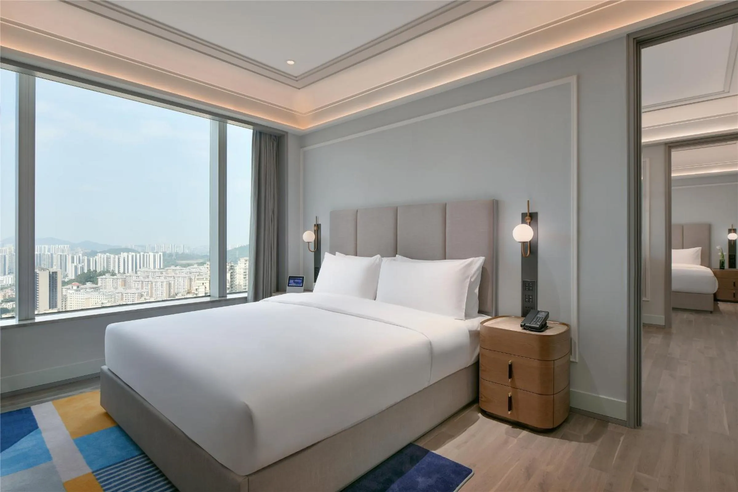 Bed in Mercure Guangzhou Nansha