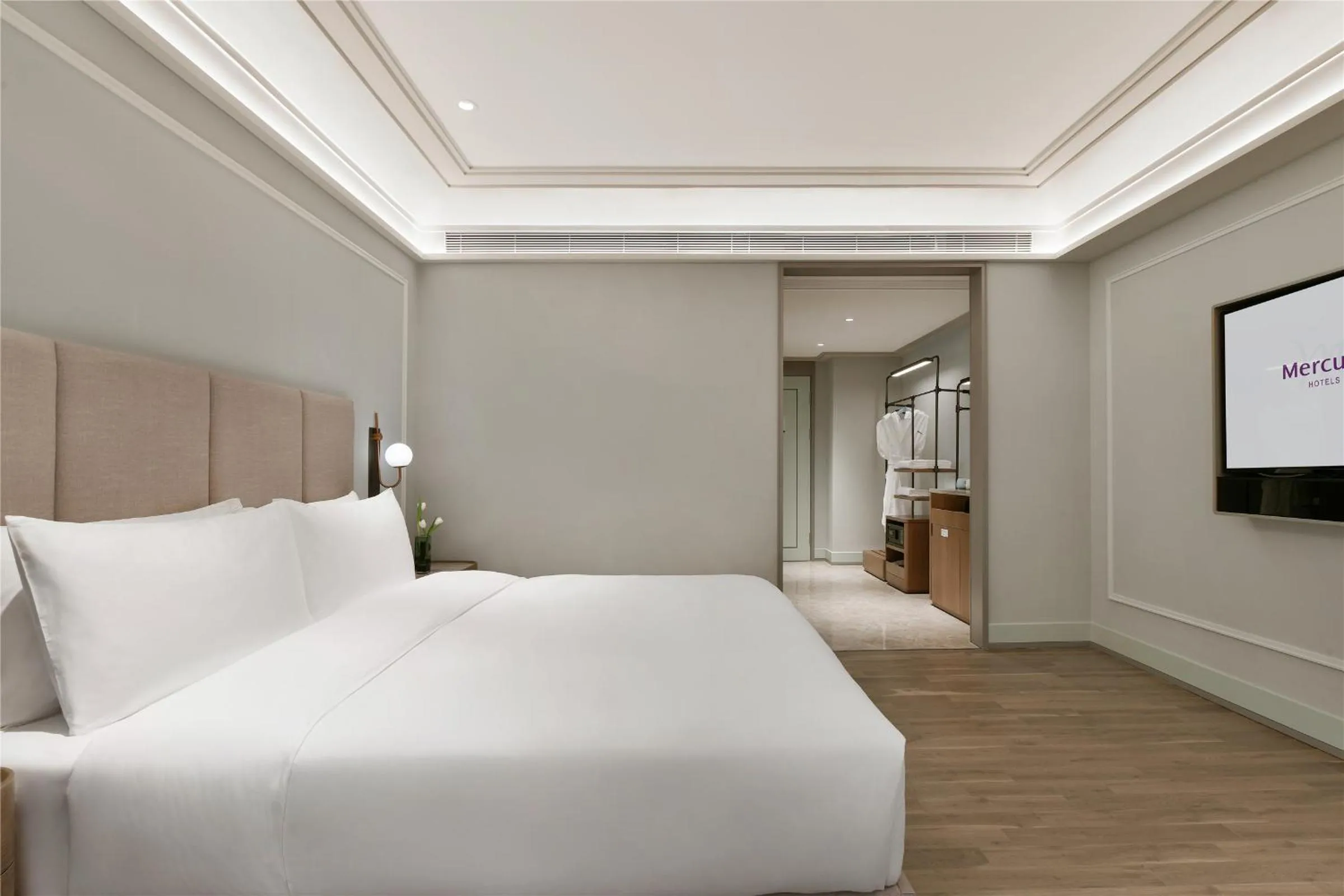 Bedroom, Bed in Mercure Guangzhou Nansha