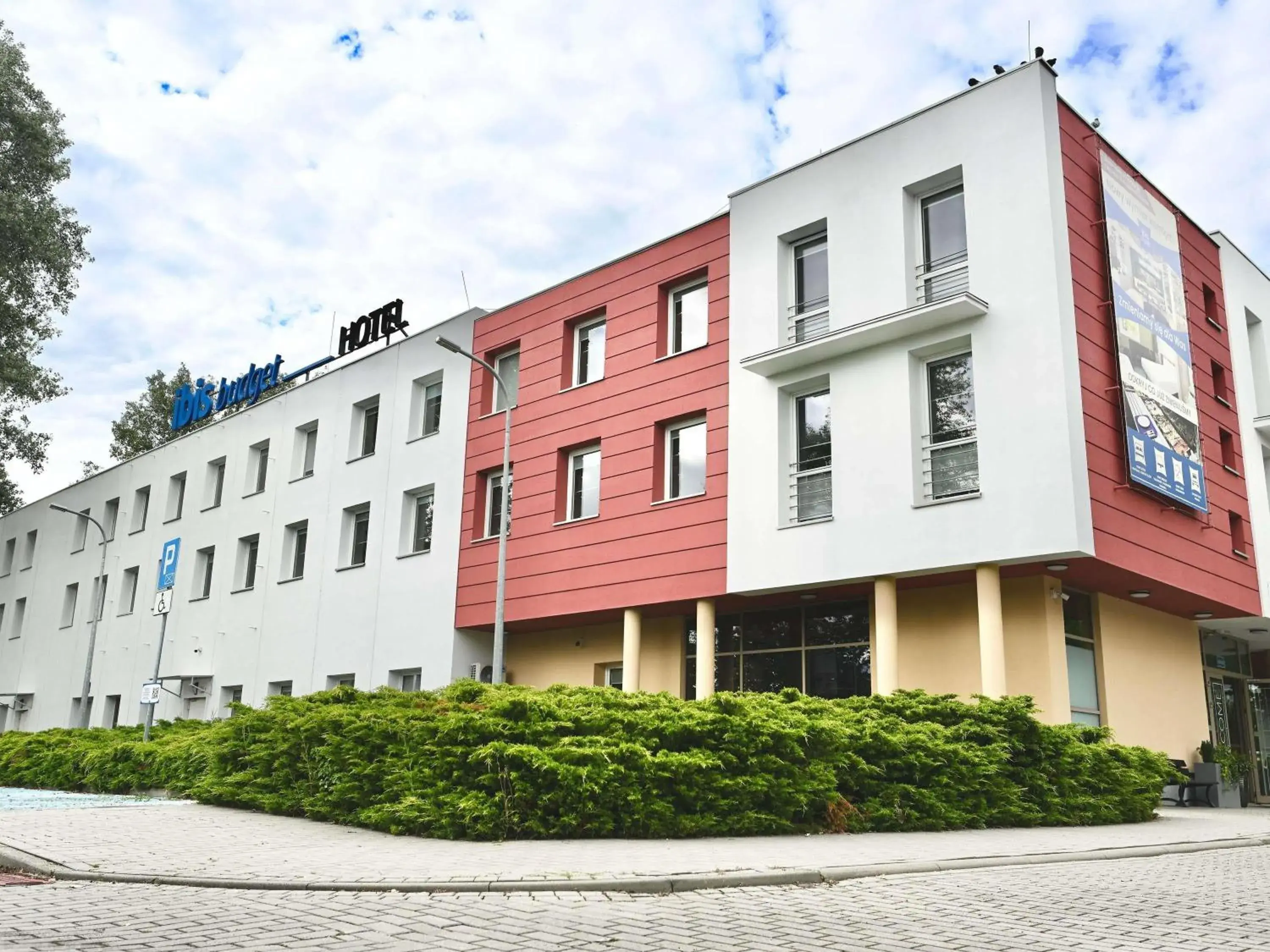 Property building in ibis budget Wrocław Stadion Property building in ibis budget Wrocław Stadion