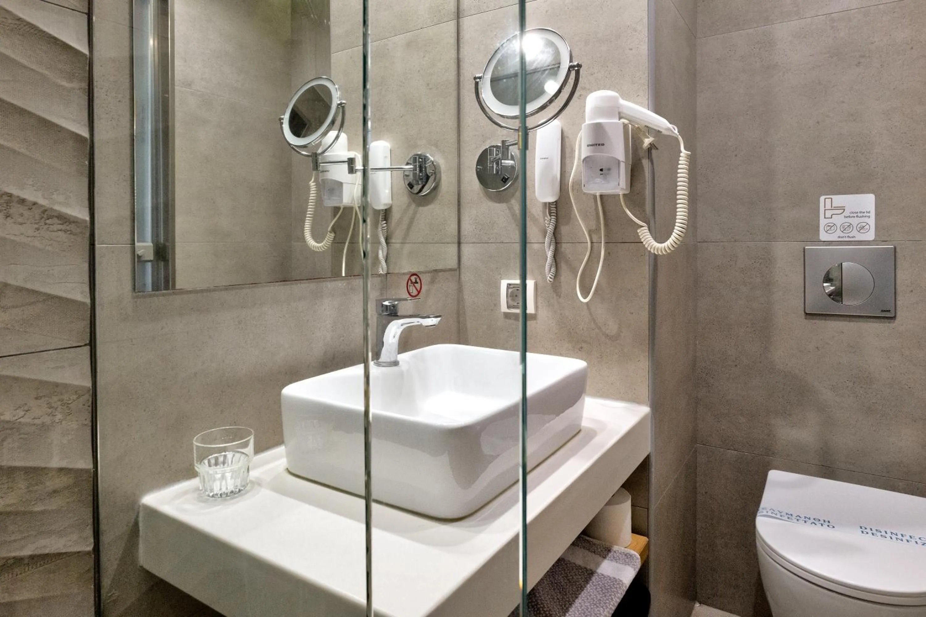 Bathroom in White Olive Elite Rethymno