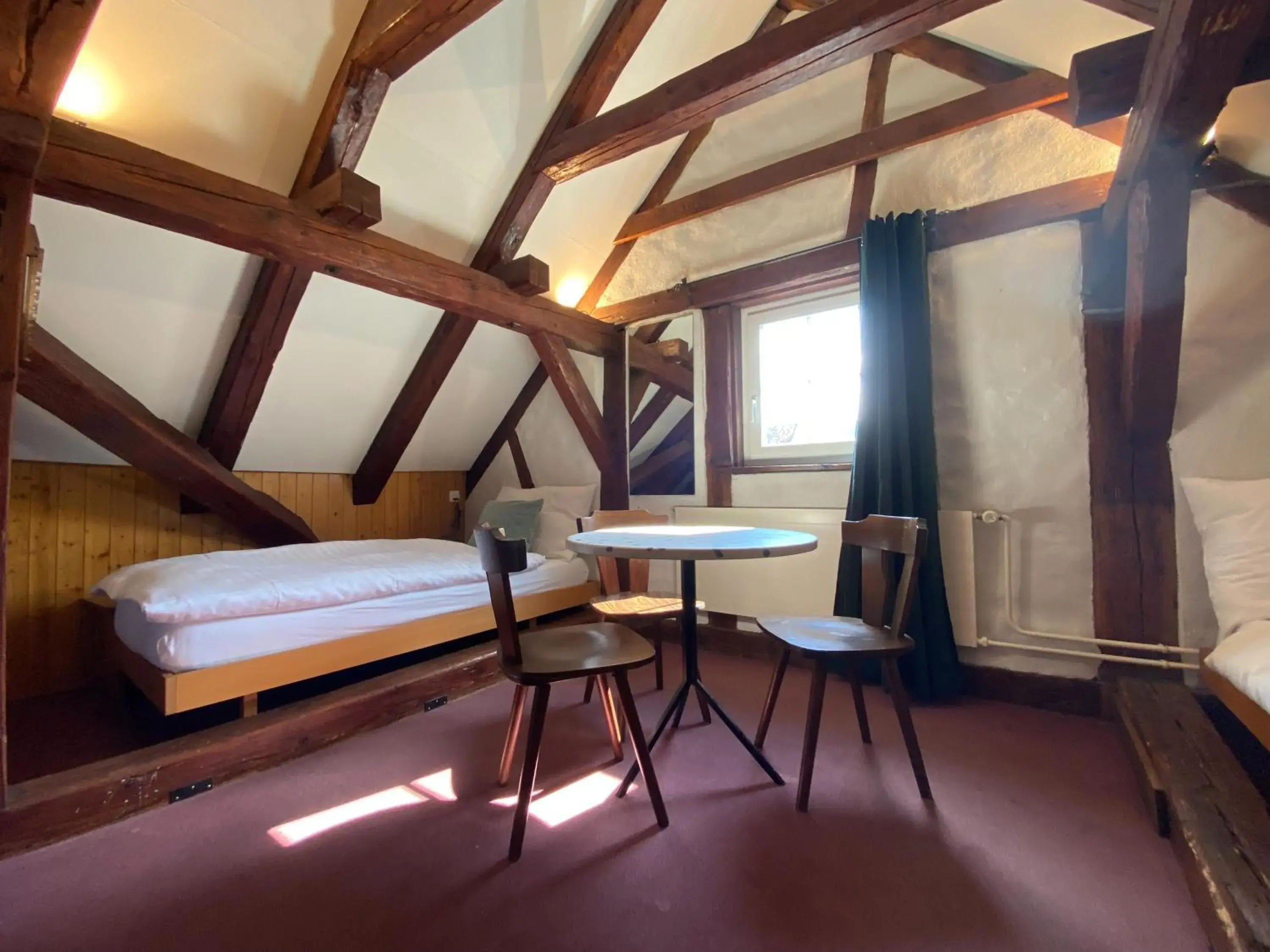 Multi-Bed Room Standard in Hotel Untertor by Maier - Self-Check-in Multi-Bed Room Standard in Hotel Untertor by Maier - Self-Check-in