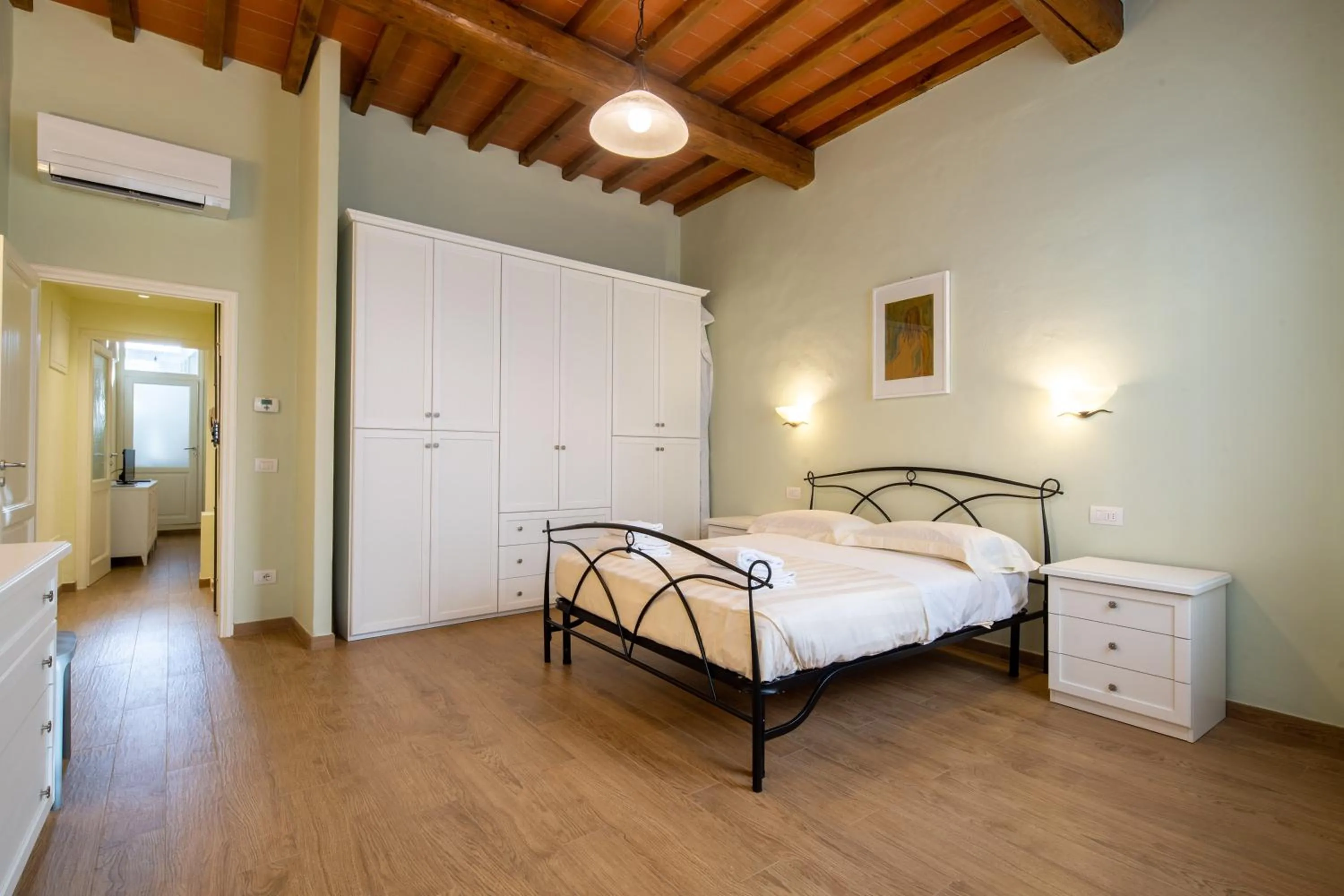 Santo Spirito Bright Flat by Mmega