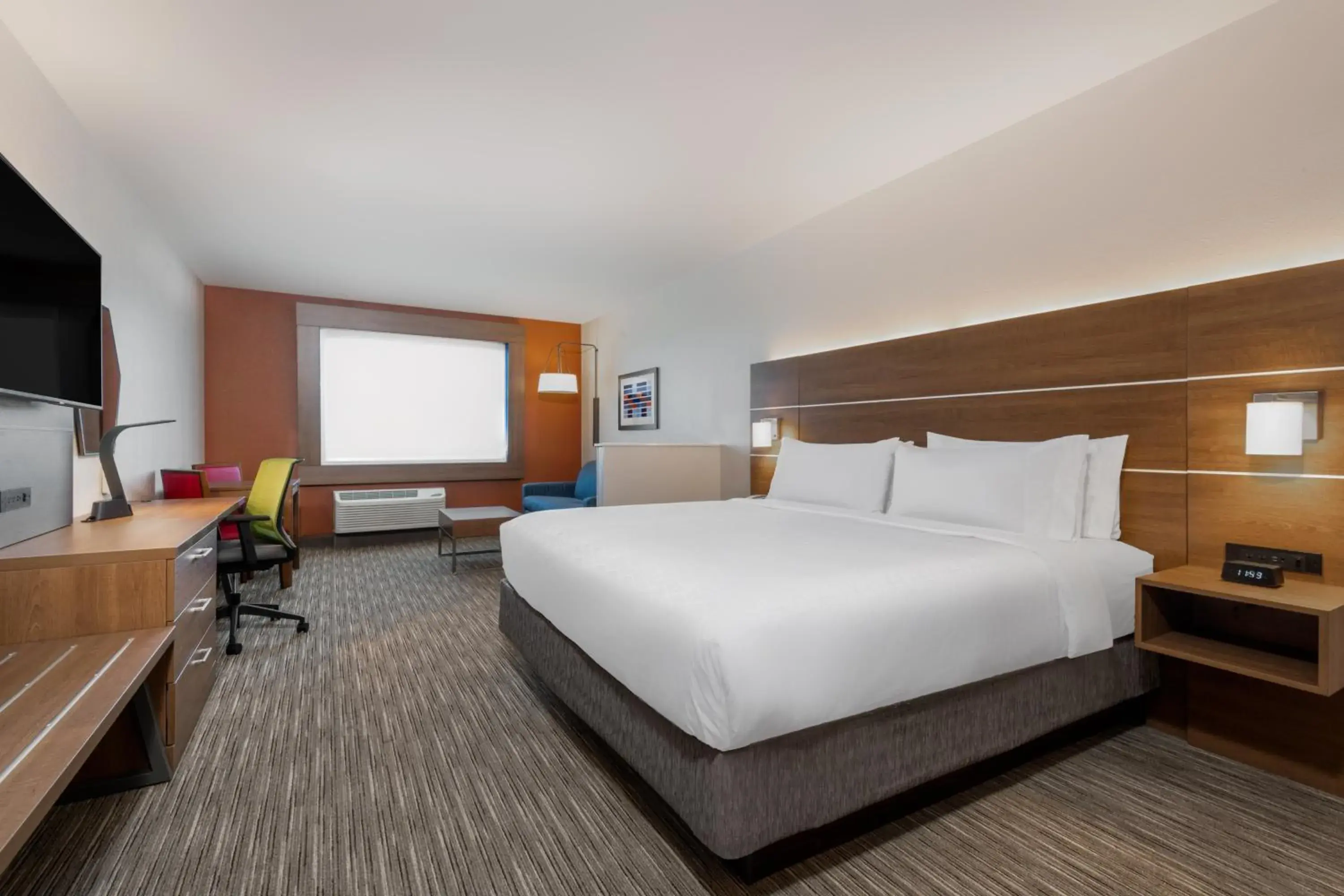 King Suite - Communication Accessible in Holiday Inn Express & Suites - Colorado Springs South I-25 by IHG King Suite - Communication Accessible in Holiday Inn Express & Suites - Colorado Springs South I-25 by IHG
