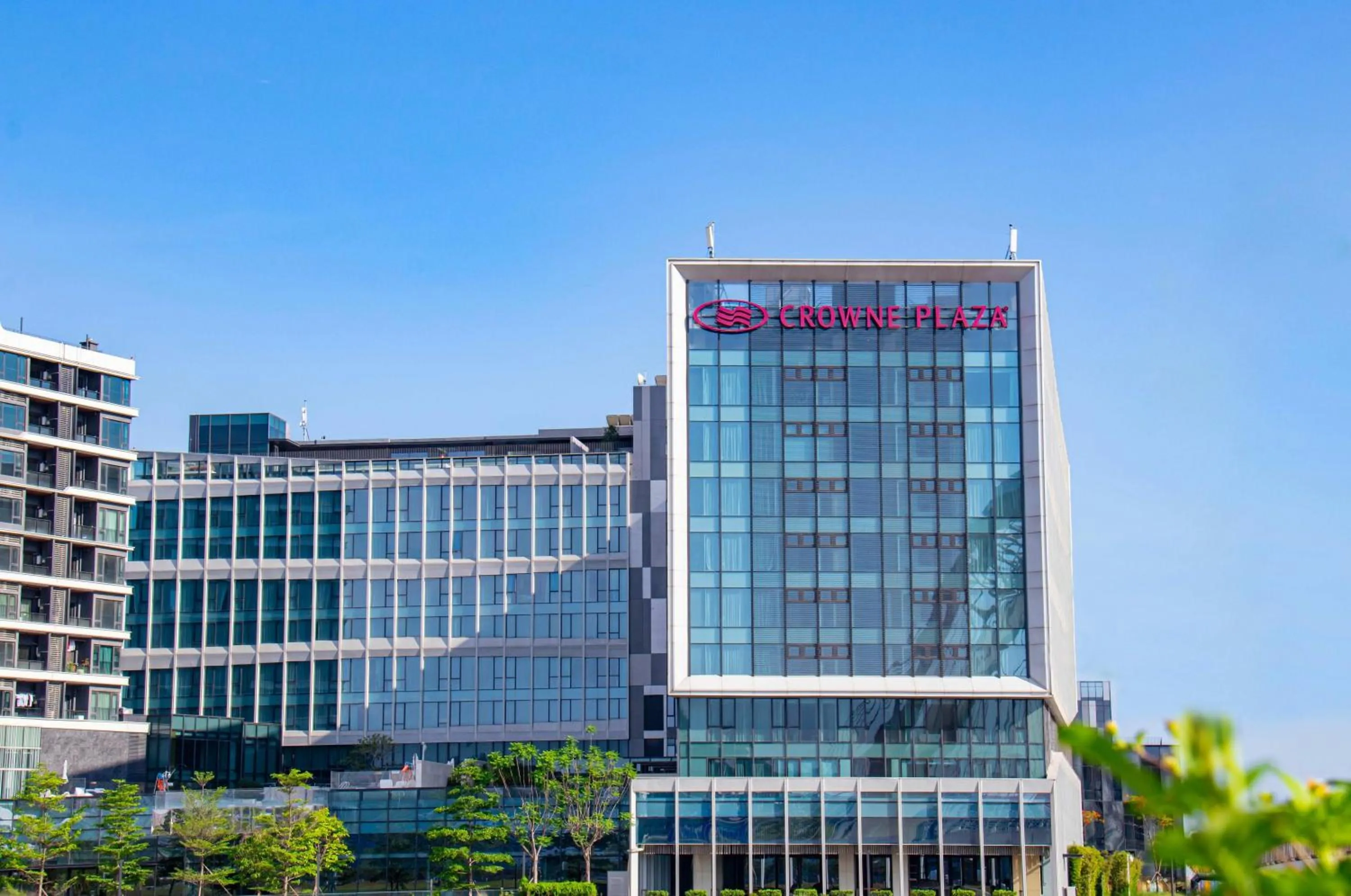 Crowne Plaza Shenzhen World Exhibition and Convention Center by IHG