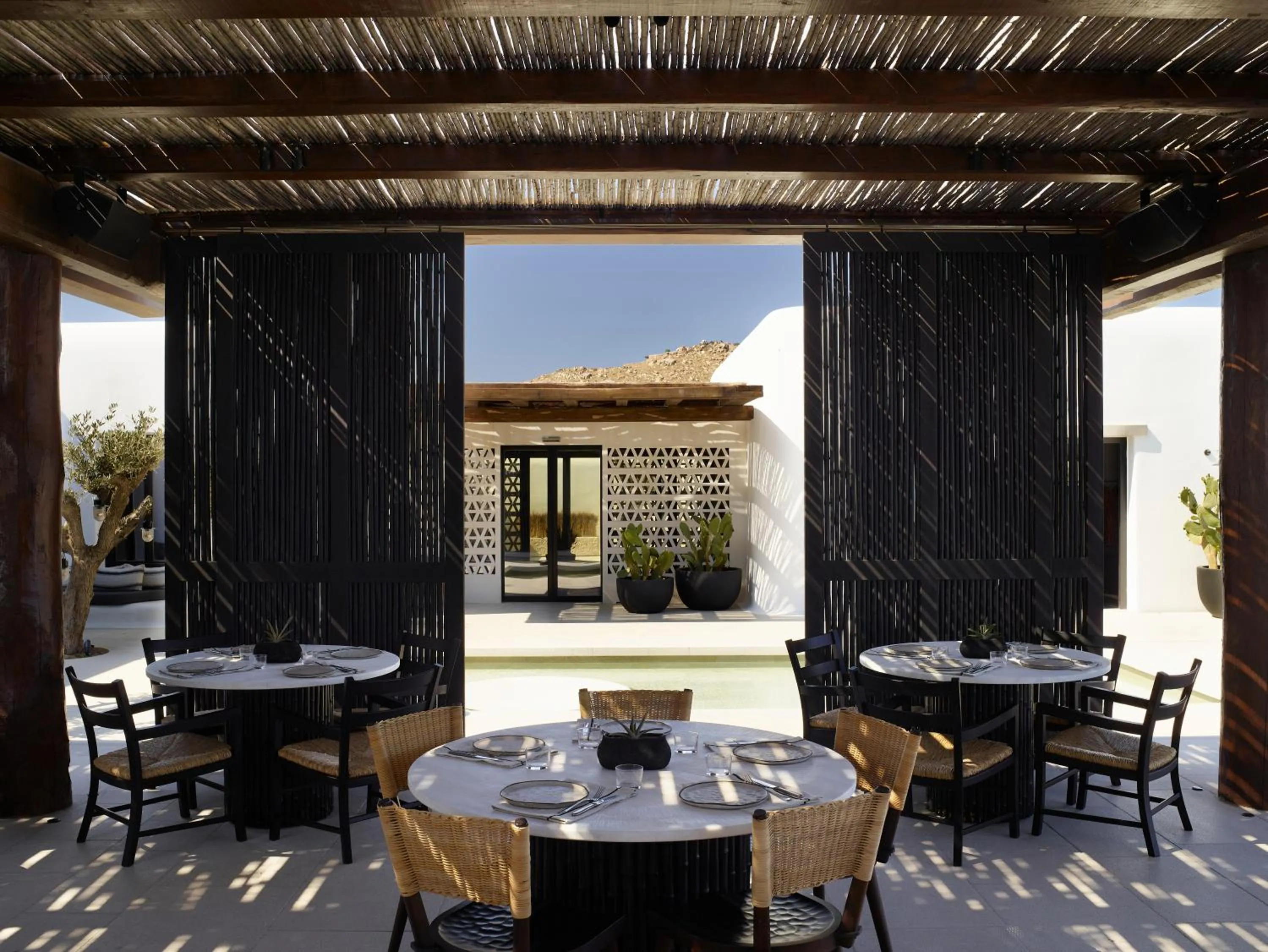 Restaurant/places to eat in Kalesma Mykonos