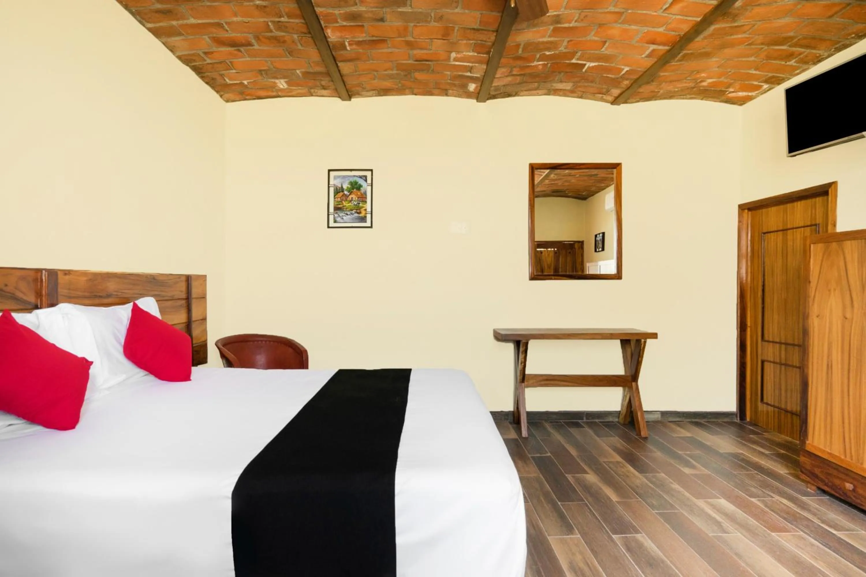 Bedroom, Bed in Collection O Hotel Monte Agave