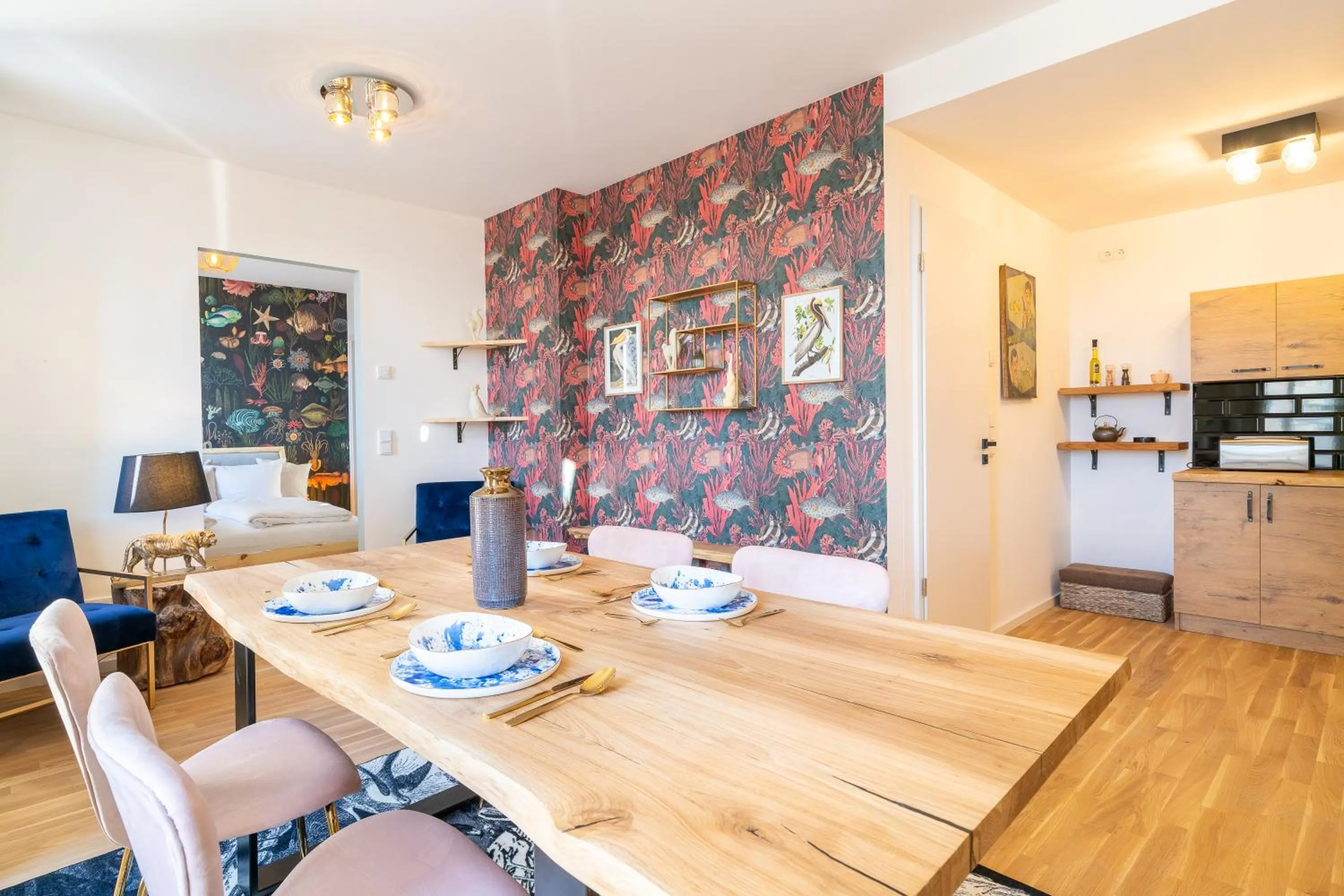 Dining area in Design Apartments - "Am Weinberg"
