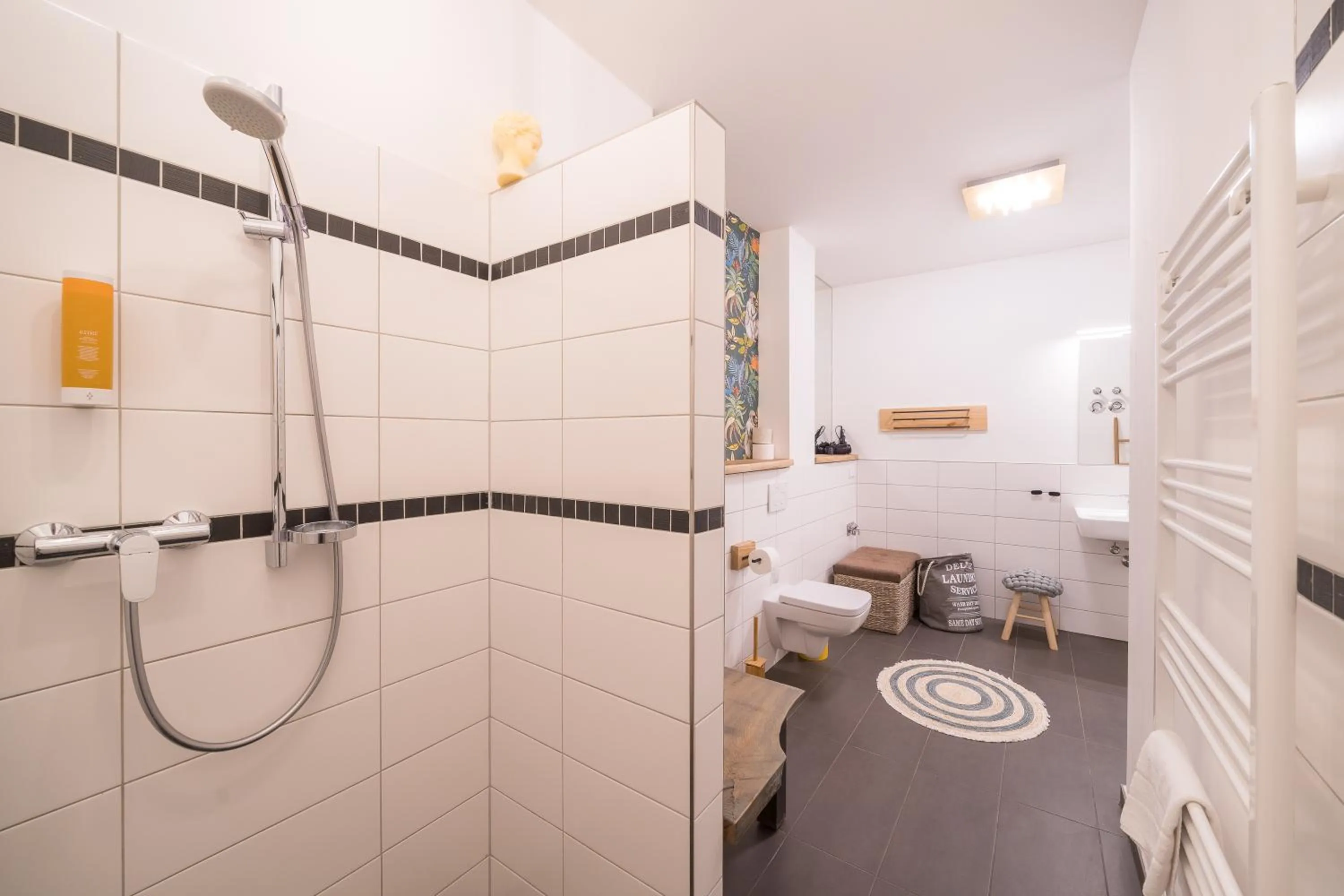 Shower in Design Apartments - "Am Weinberg"