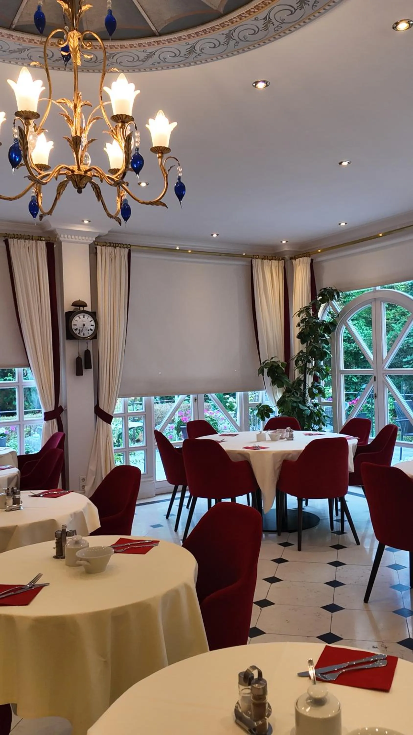 Restaurant/places to eat in Hotel Aurbacher Hof GmbH