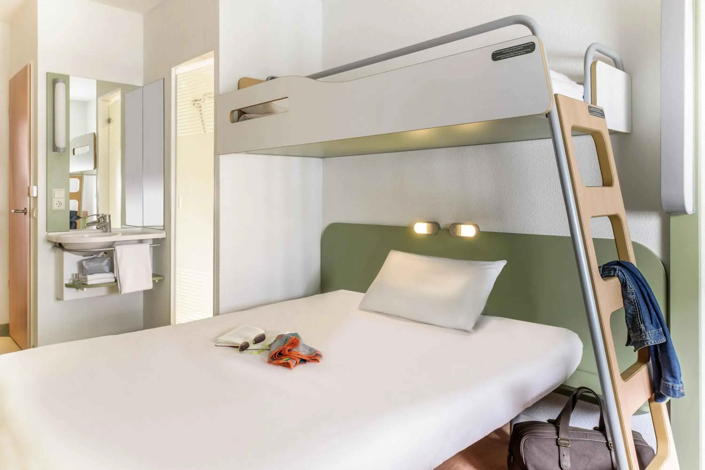 Bed in ibis budget Berlin Alexanderplatz Bed in ibis budget Berlin Alexanderplatz