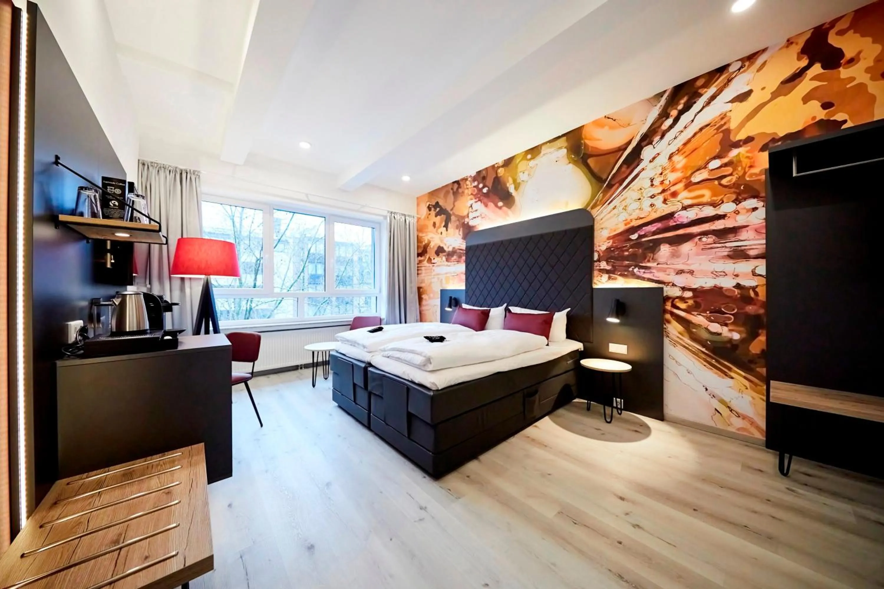 Photo of the whole room, Bed in SMARTY Cologne Dom Hotel - Boardinghouse - KONTAKTLOSER SELF CHECK-IN