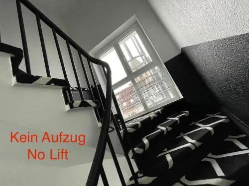 SMARTY Cologne Dom Hotel - Boardinghouse - KONTAKTLOSER SELF CHECK-IN