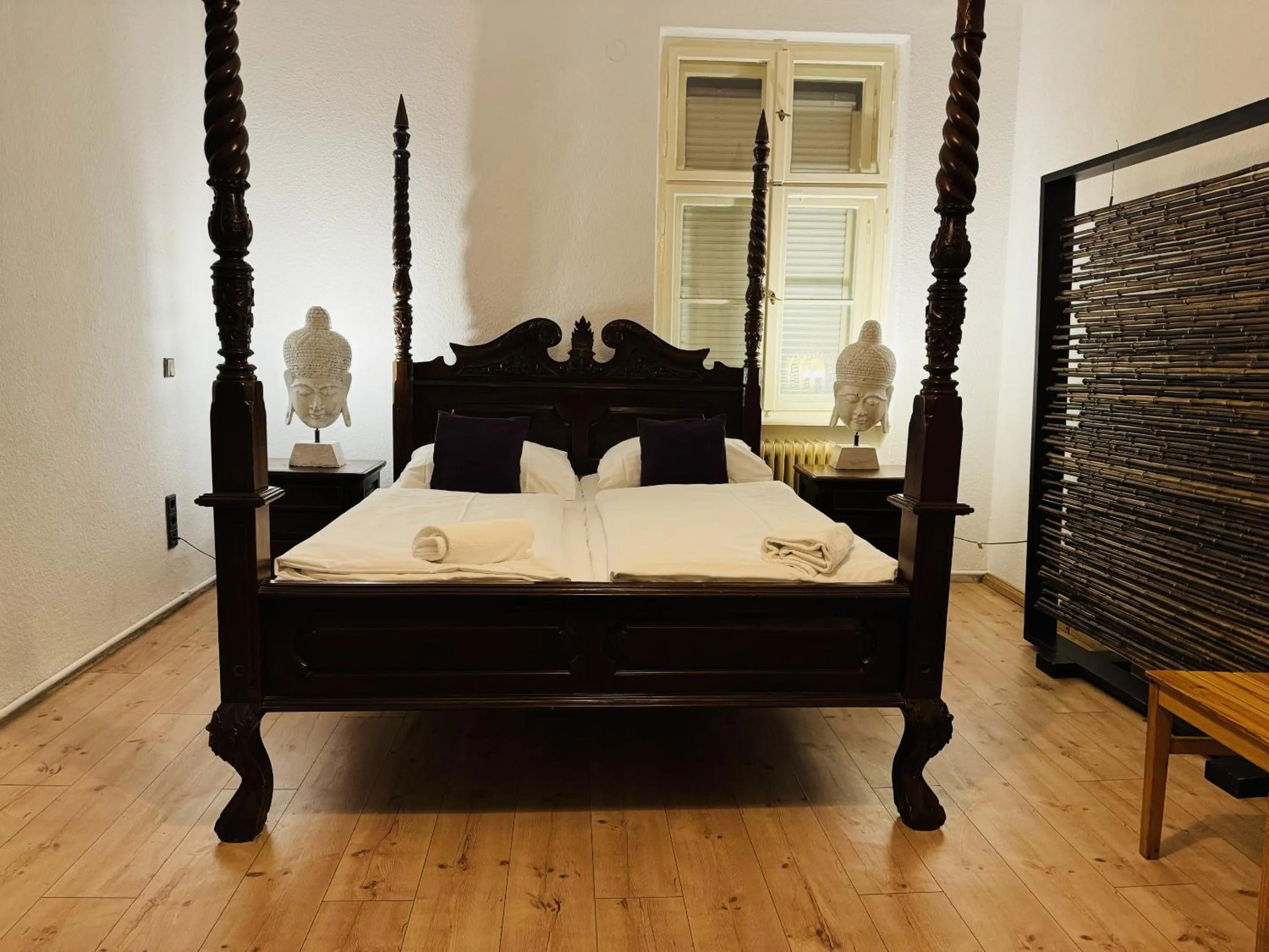 Other, Bed in Hotel Nest