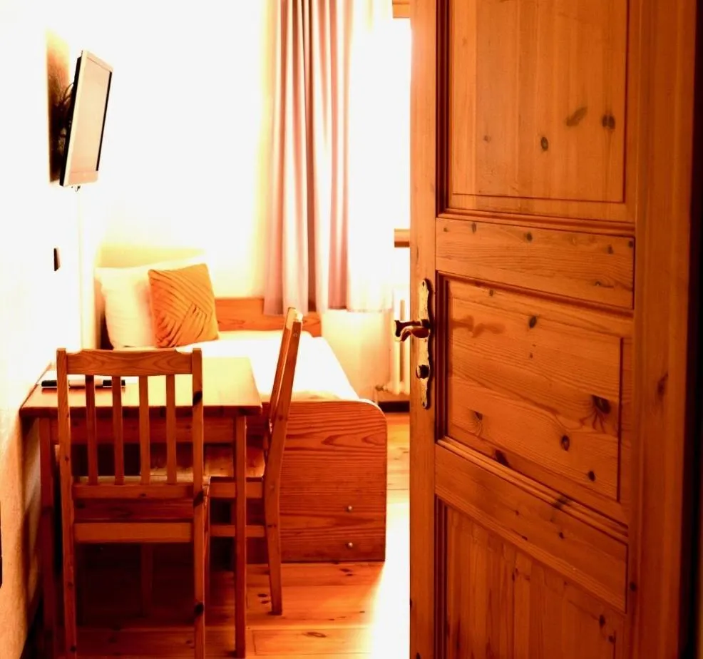 Bedroom, Bed in Hotel Nest