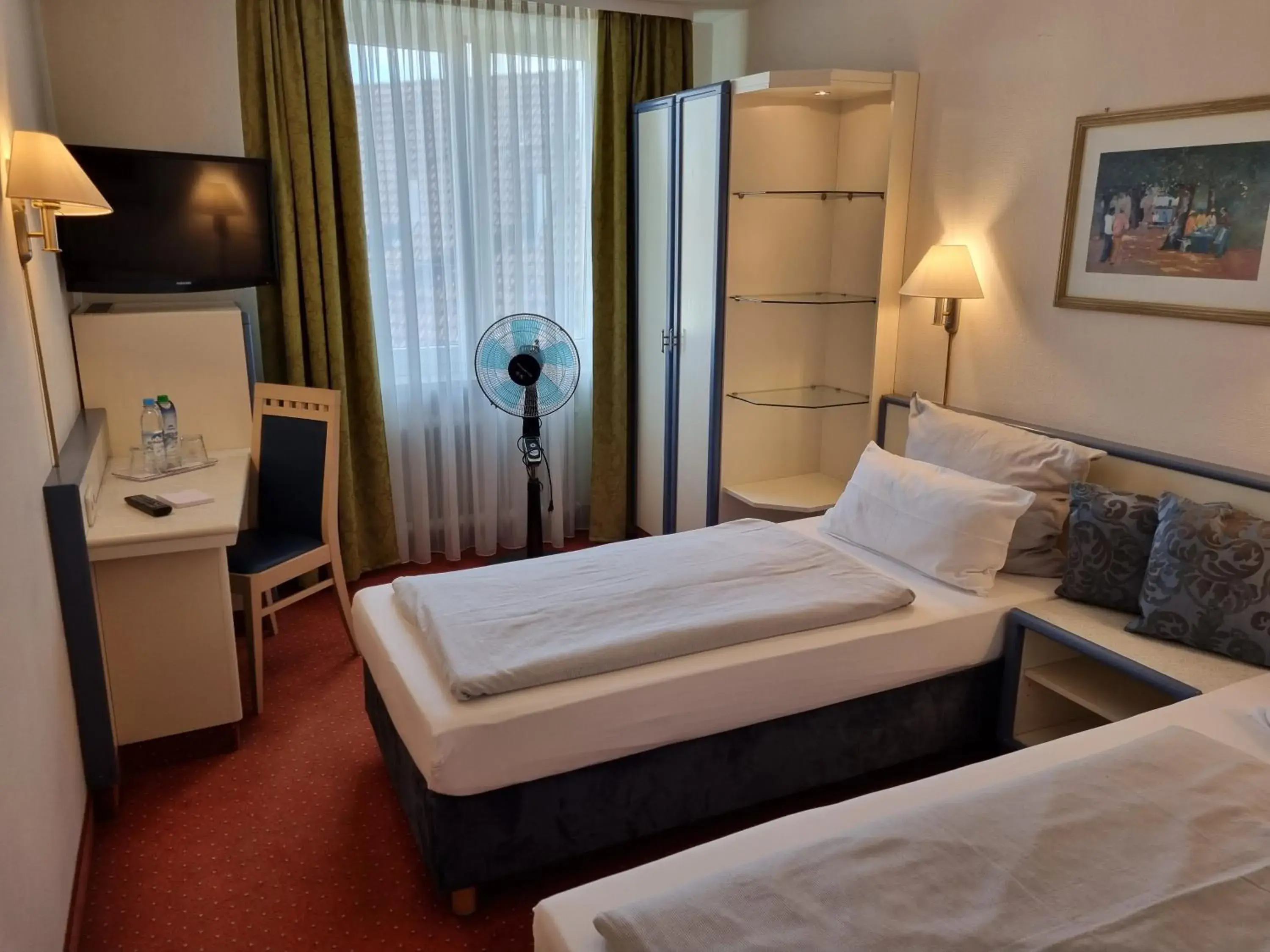 TV and multimedia, Bed in myMINGA13 - Hotel & serviced Apartments