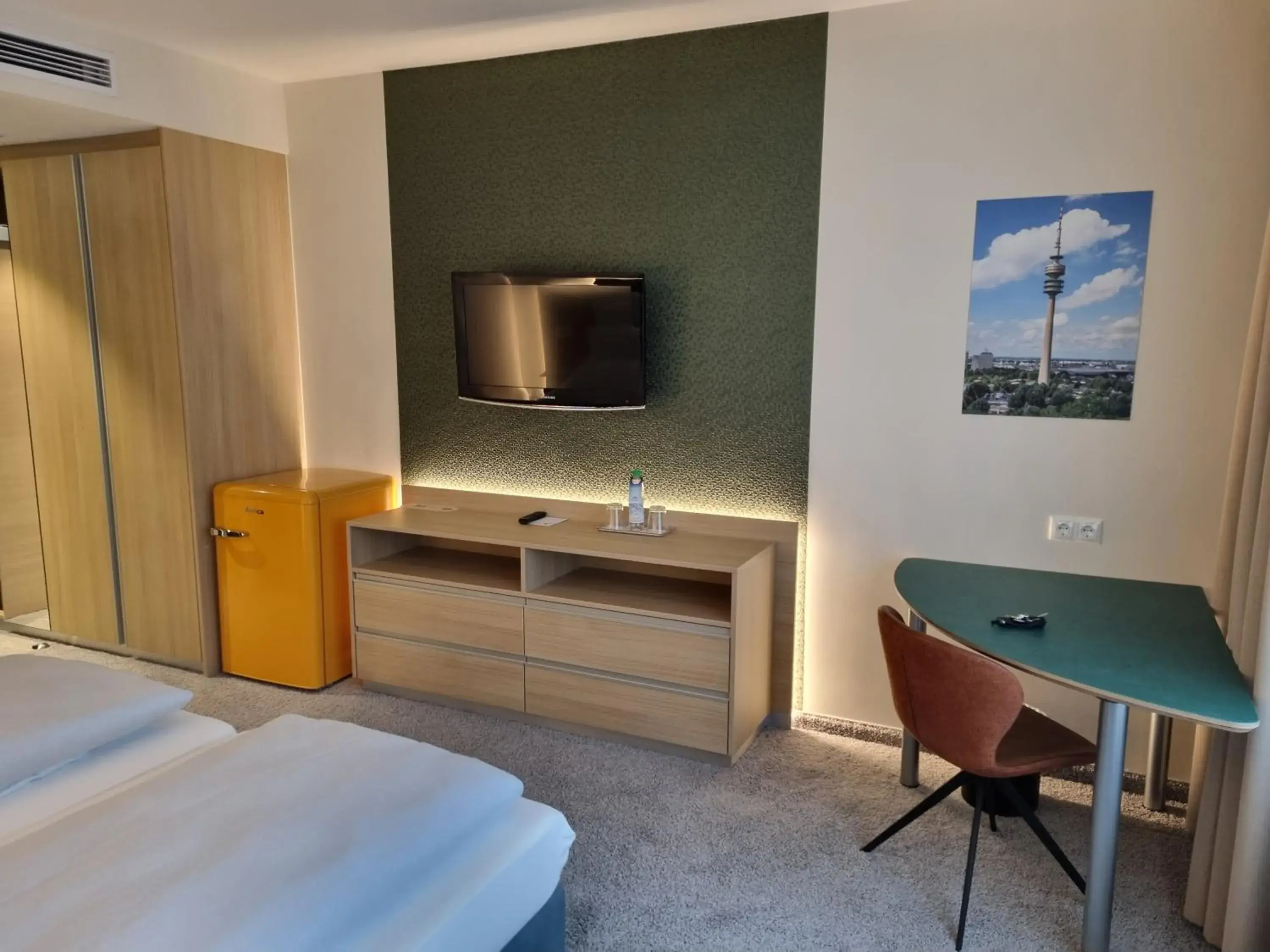 Bed in myMINGA13 - Hotel & serviced Apartments