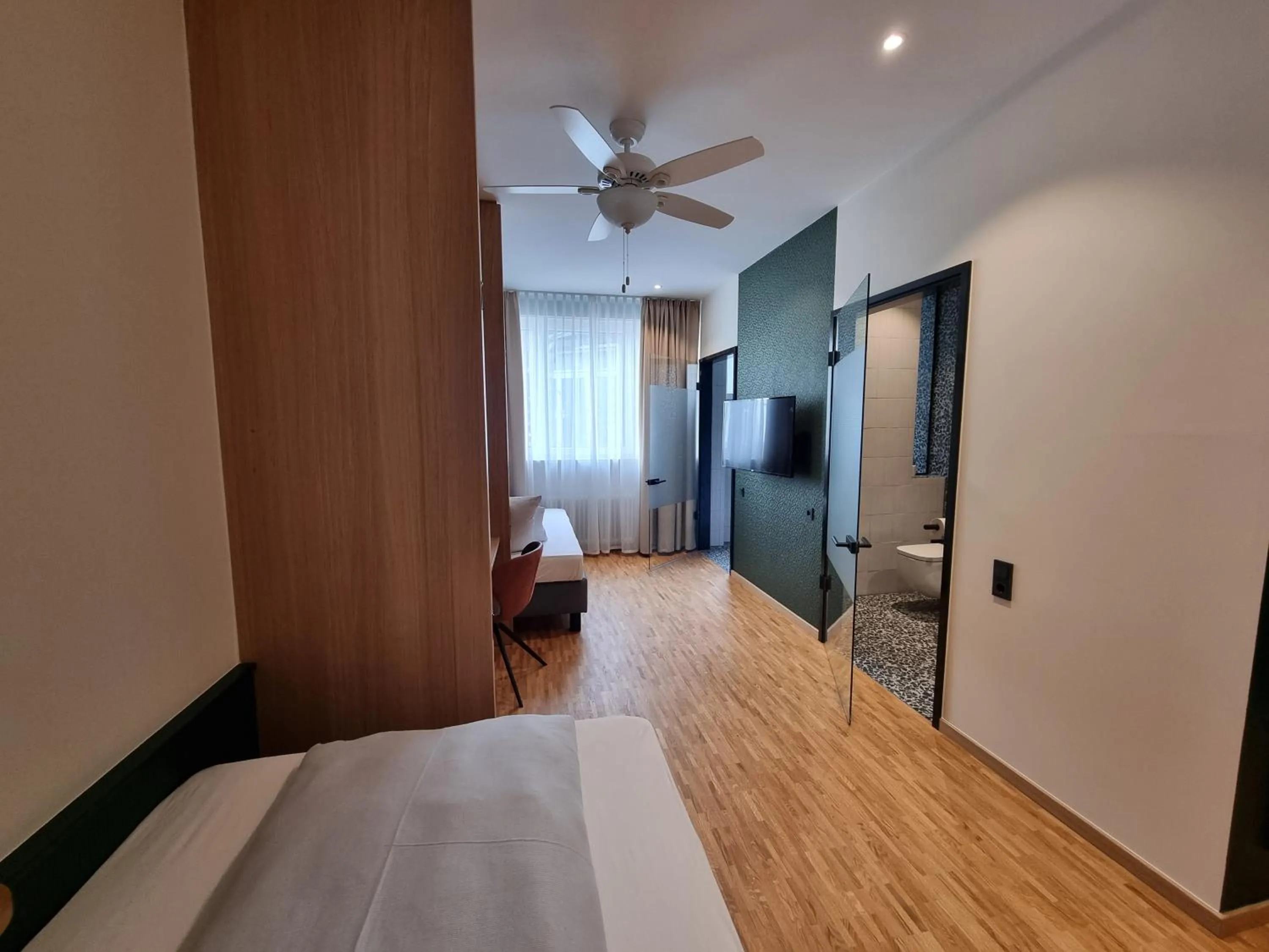 Facility for disabled guests, Bed in myMINGA13 - Hotel & serviced Apartments