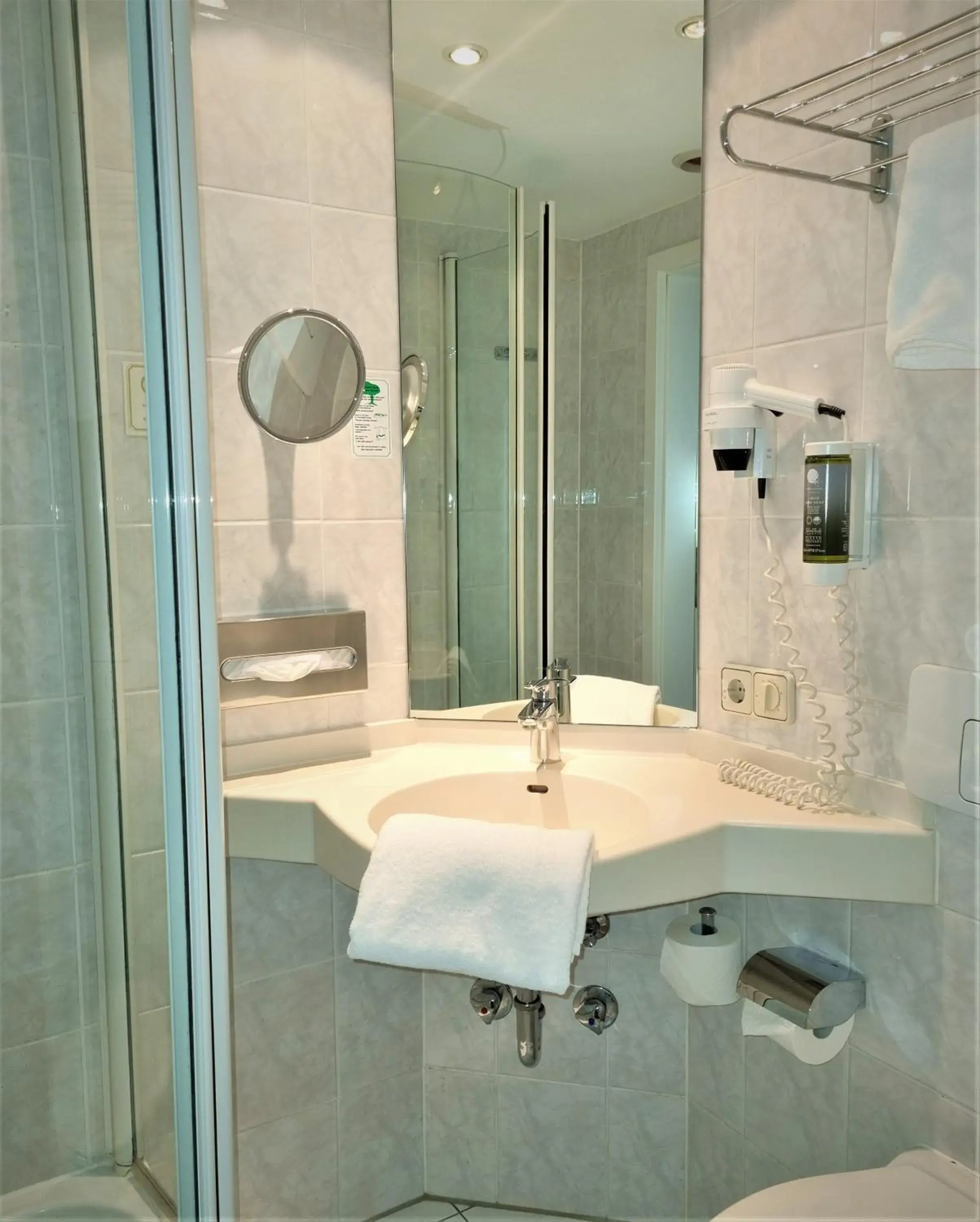 Toilet, Bathroom in myMINGA13 - Hotel & serviced Apartments