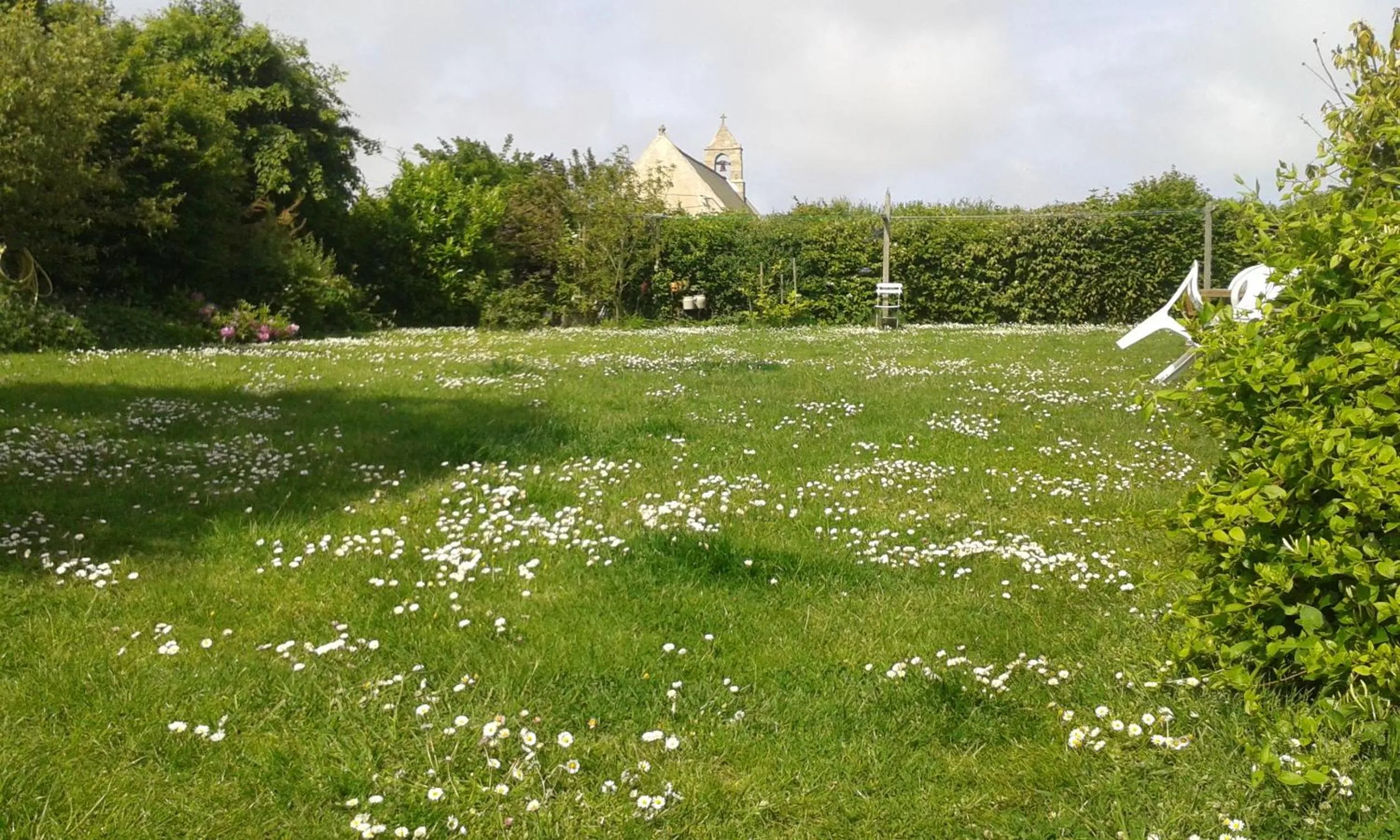 Garden in GIVERNY COTTAGE