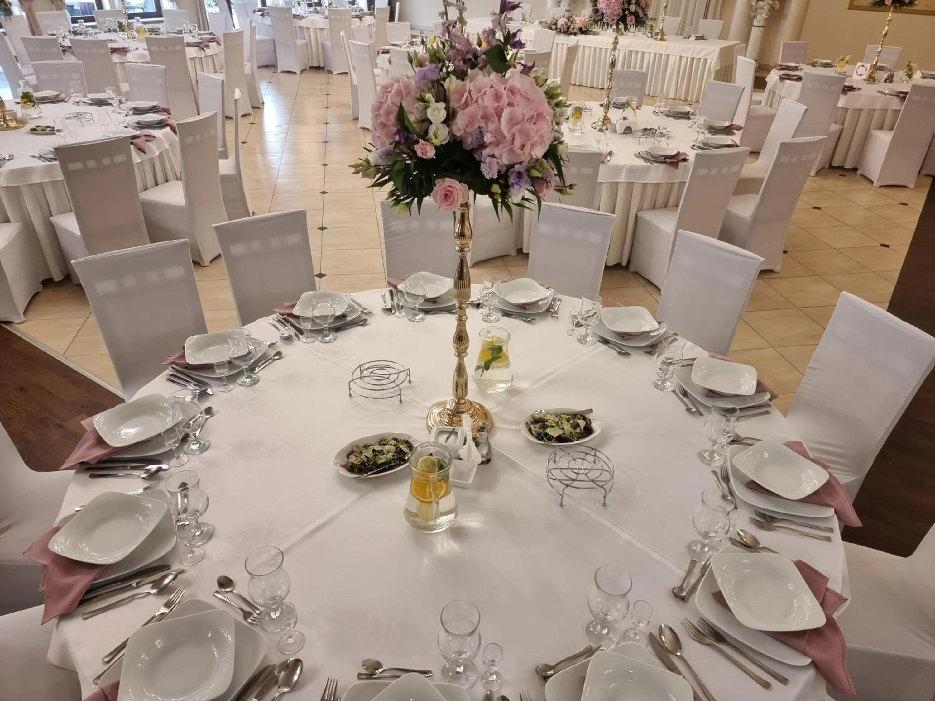 Banquet/Function facilities in Dworek za Lasem