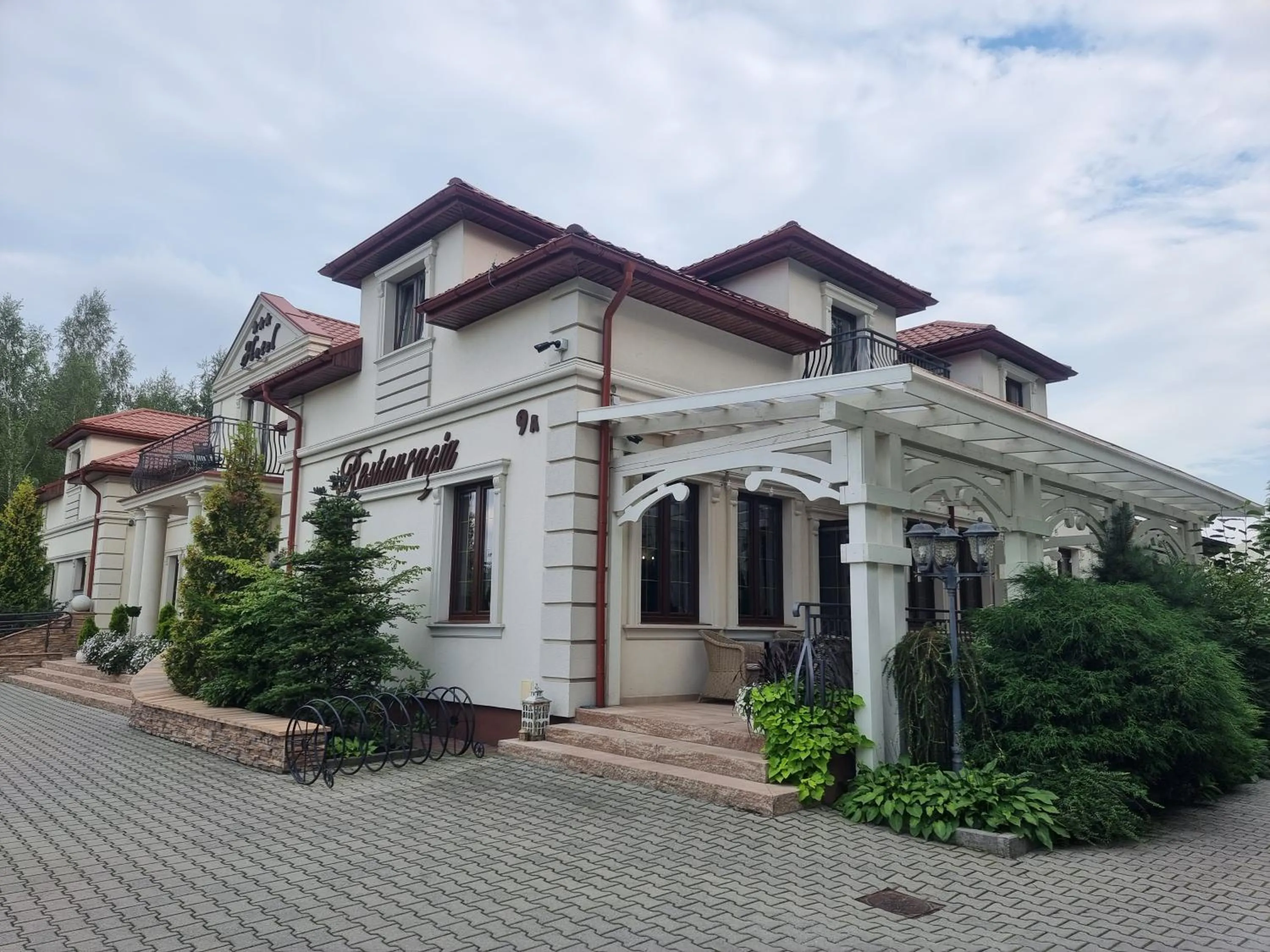 Property building in Dworek za Lasem