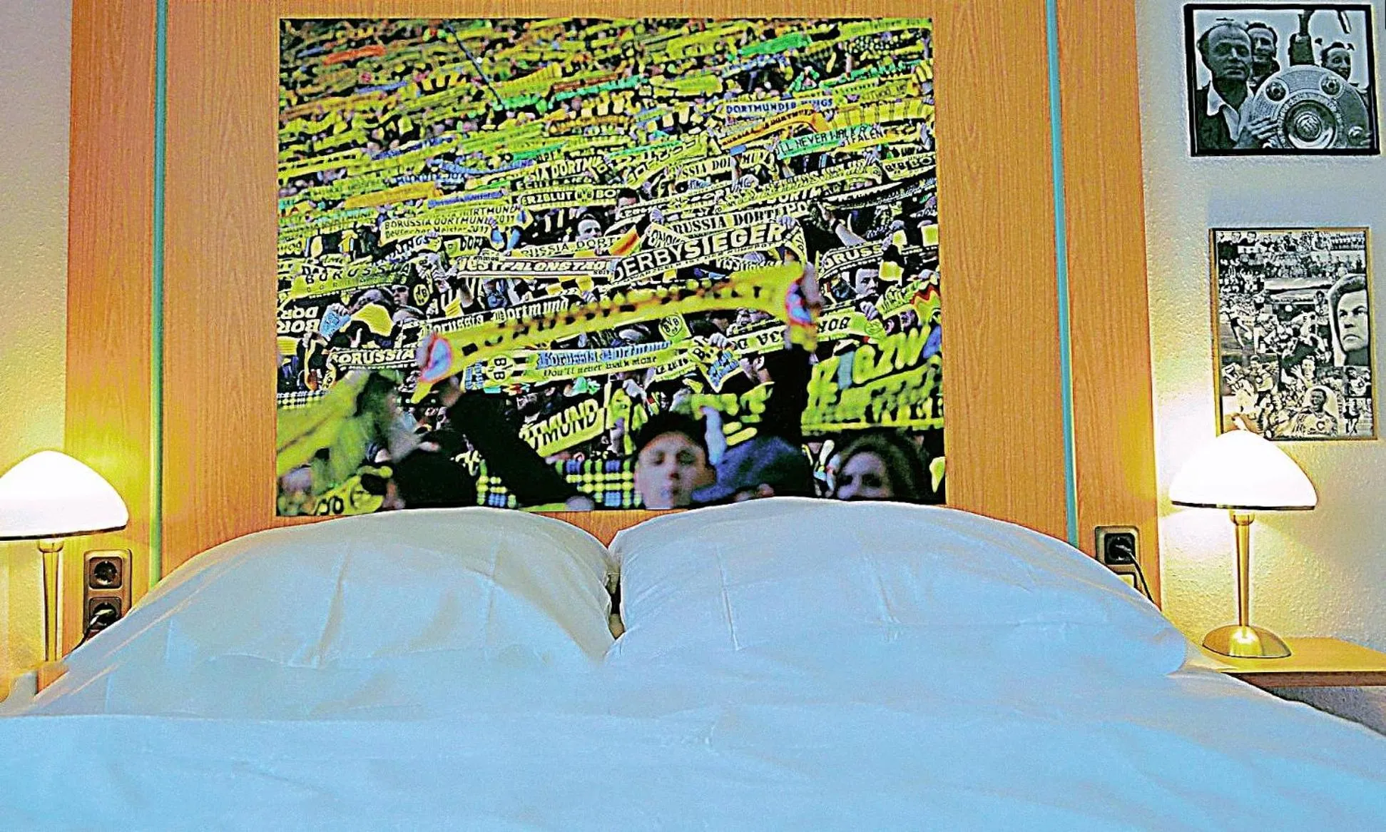 Photo of the whole room, Bed in Retro - Art - Hotel Lünen