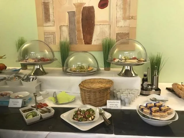 Buffet breakfast in Hotel Augsburg Goldener Falke