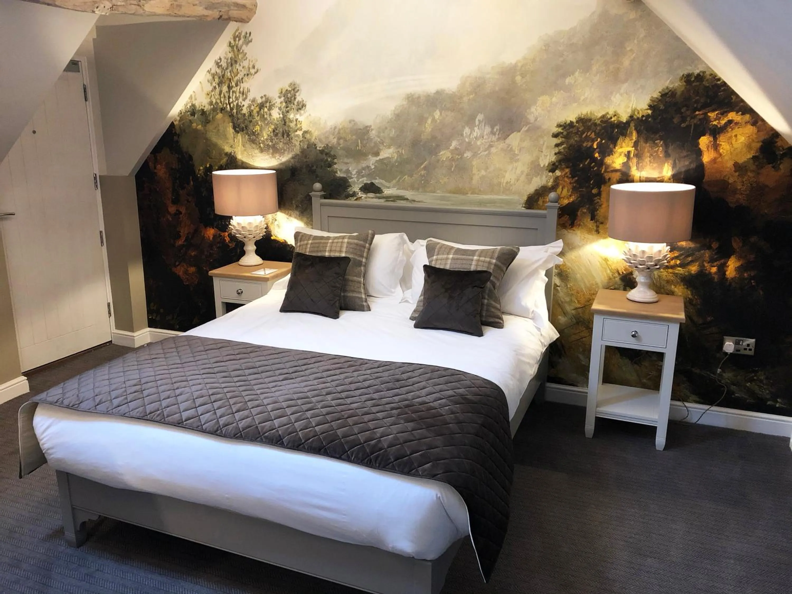 Bed in The Bell - Brunning and Price