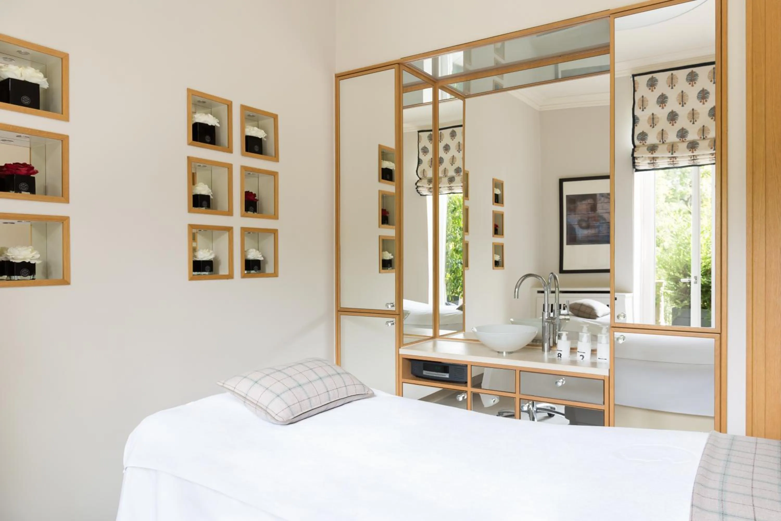 Bed in Brenners Park Hotel & Spa, Oetker Hotels