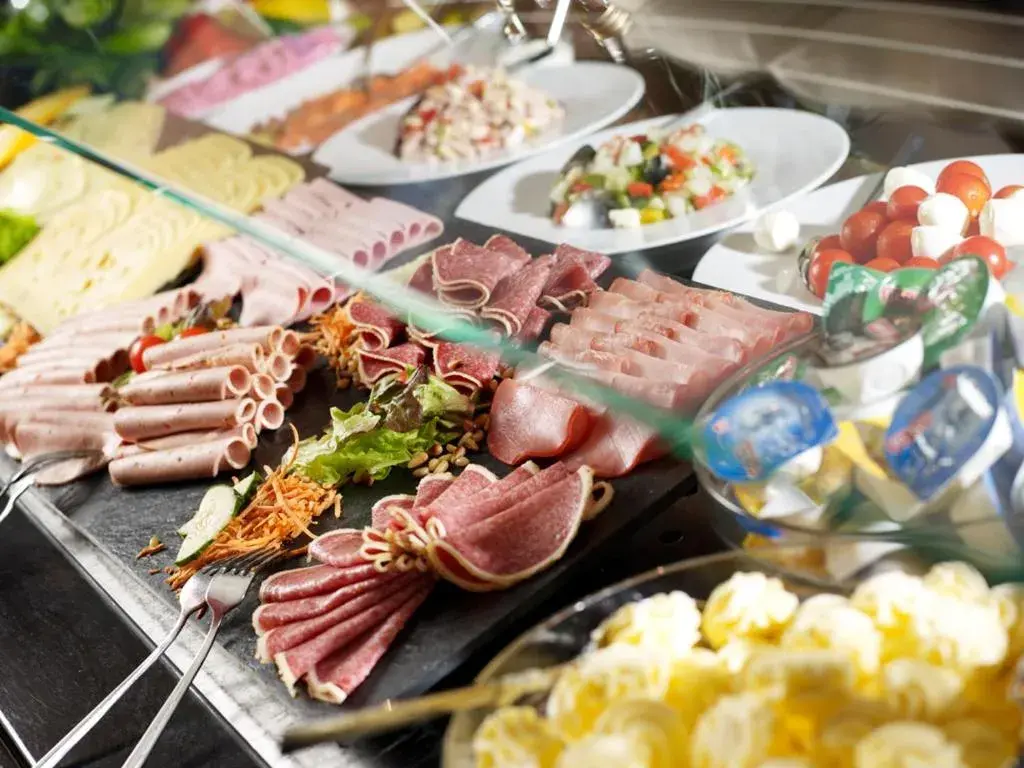 Breakfast in Hotel Dampfmühle Breakfast in Hotel Dampfmühle