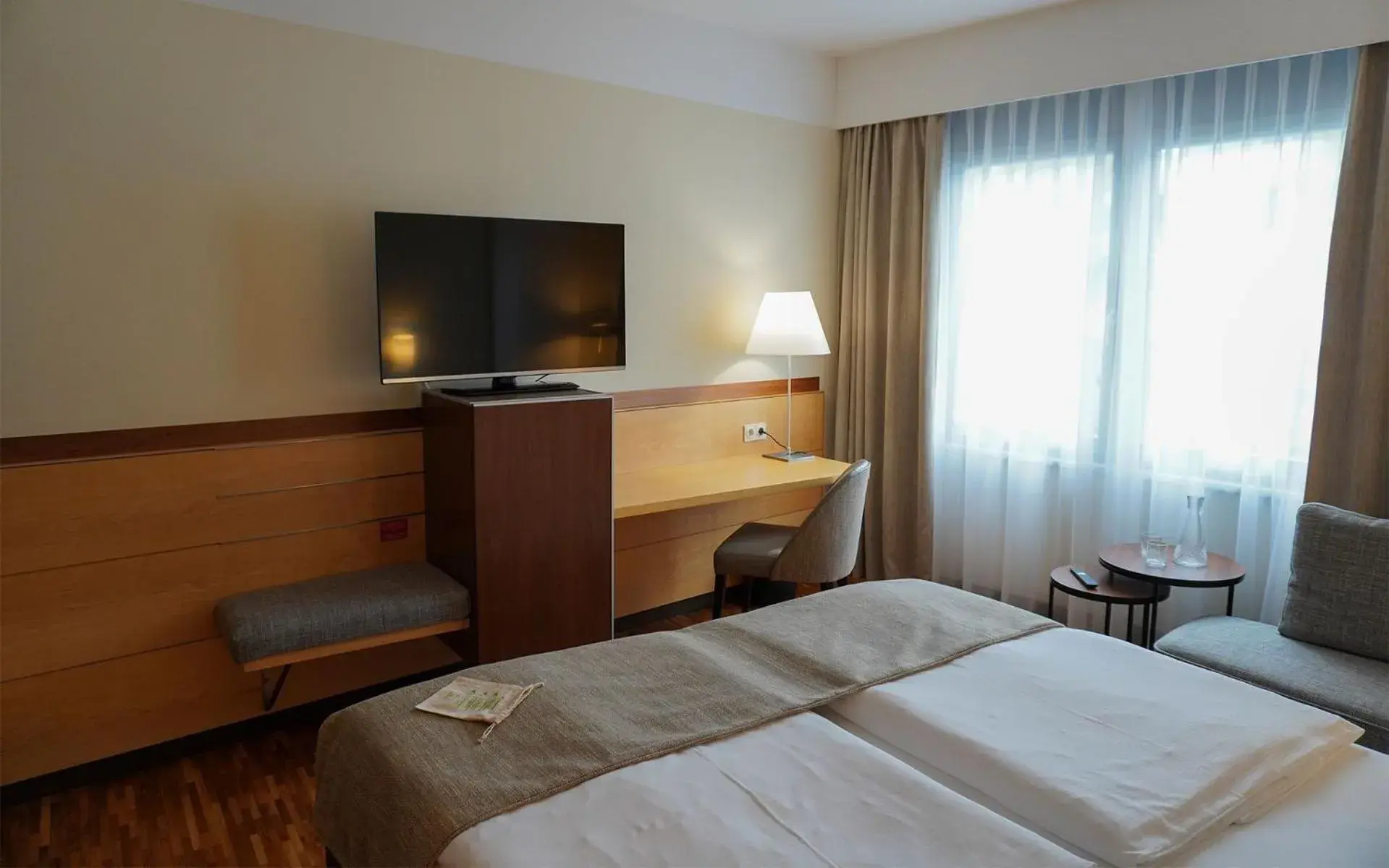 Photo of the whole room, Bed in centrovital Hotel Berlin Photo of the whole room, Bed in centrovital Hotel Berlin