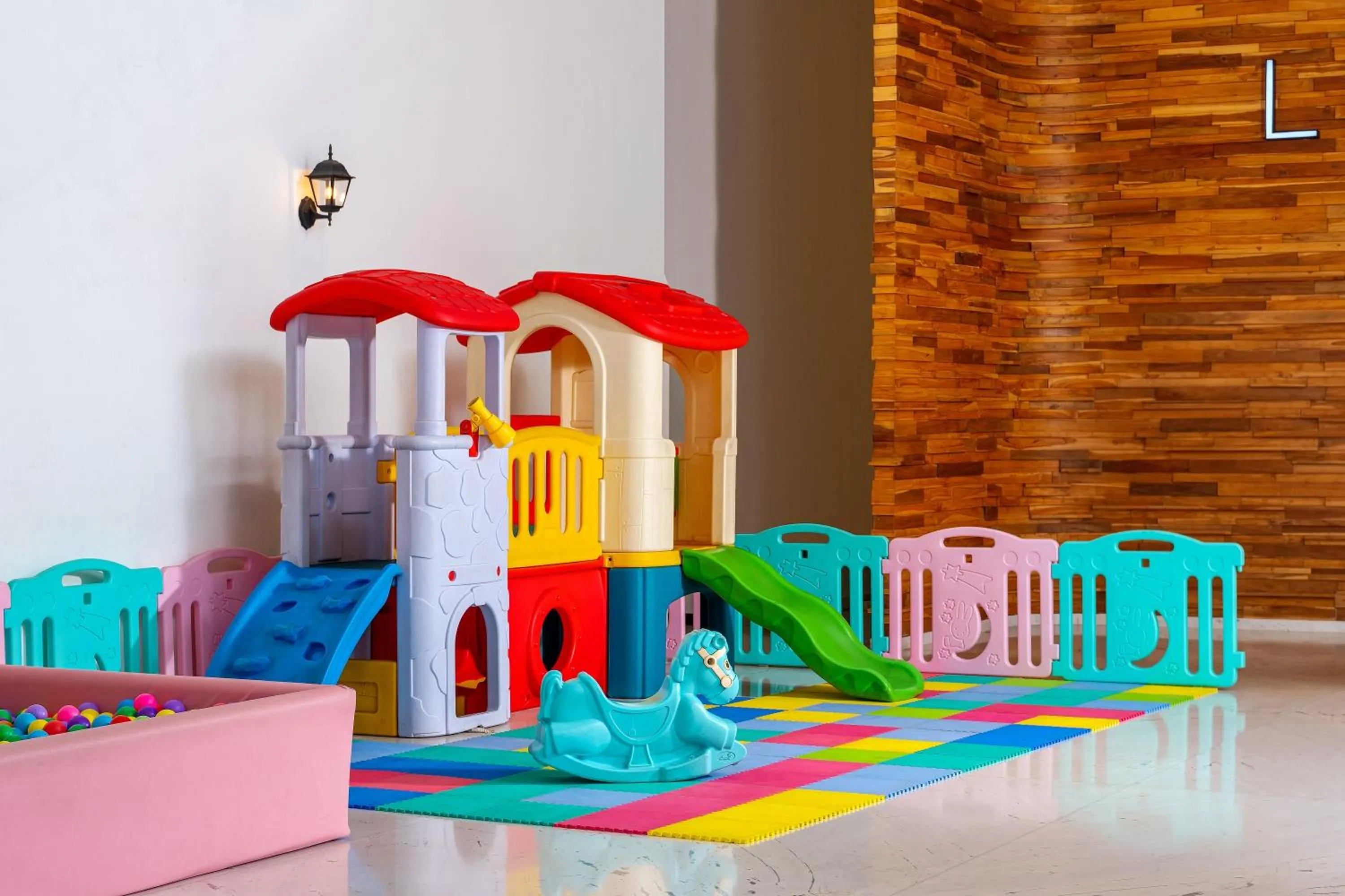 Kids's club in Luminor Hotel Purwokerto By WH