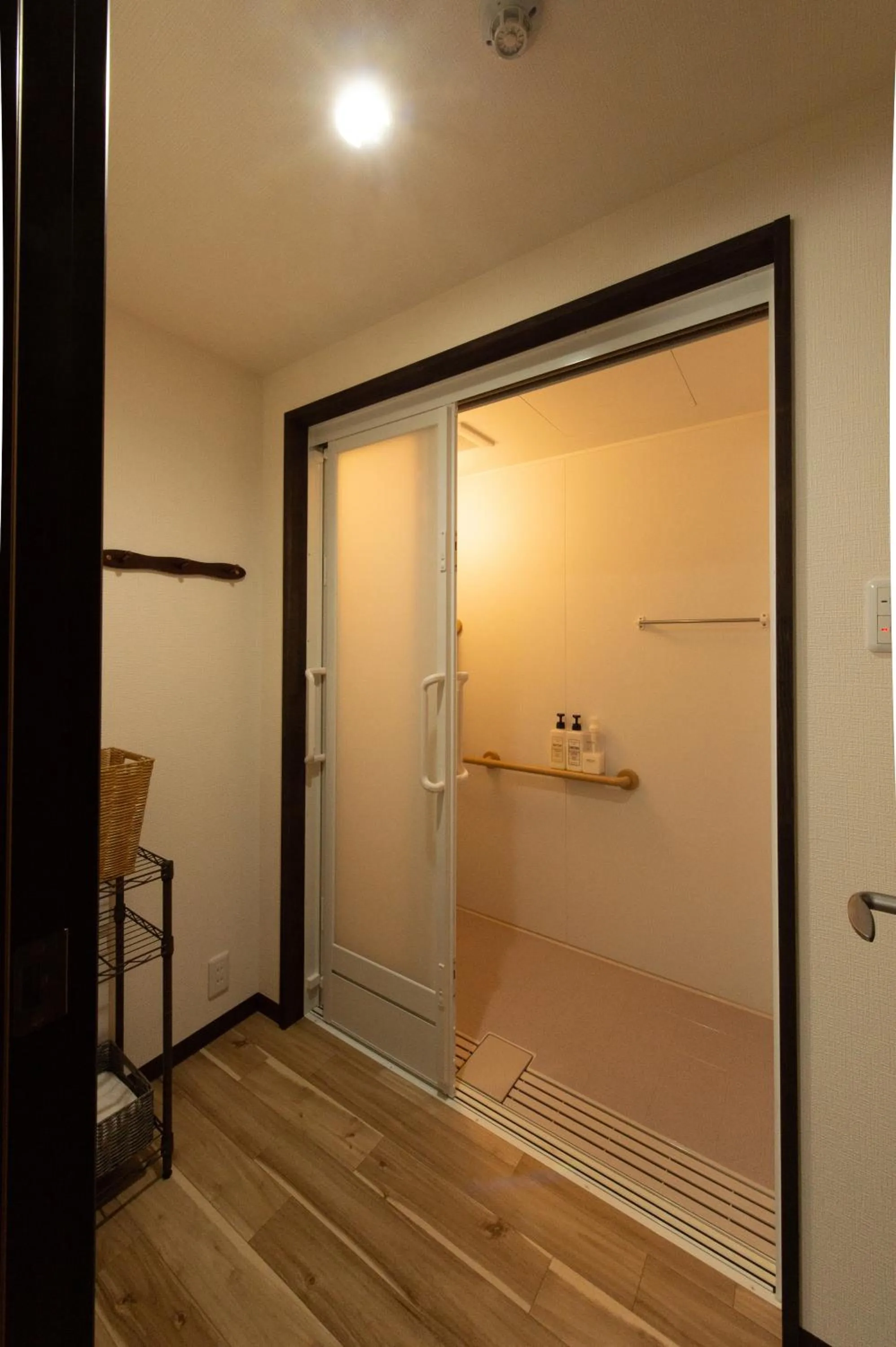 Guest House Suzumeno Kakurembo