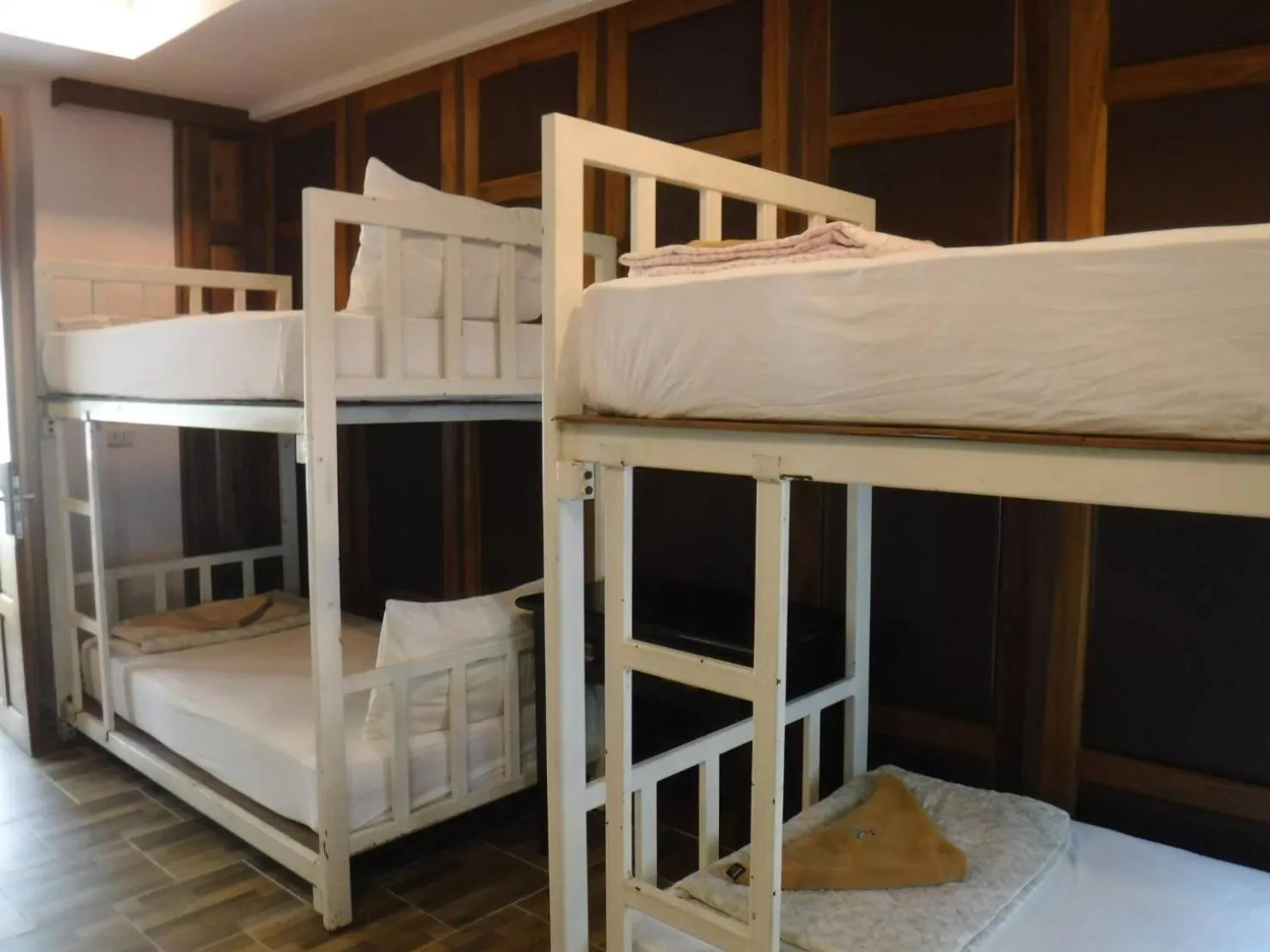 bunk bed, Bed in Seashell Resort Hostel Koh Tao